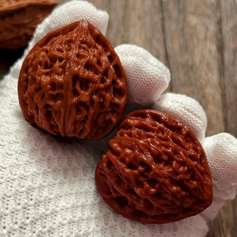 How to Choose the Right Wenwan Walnut Size for Your Hand