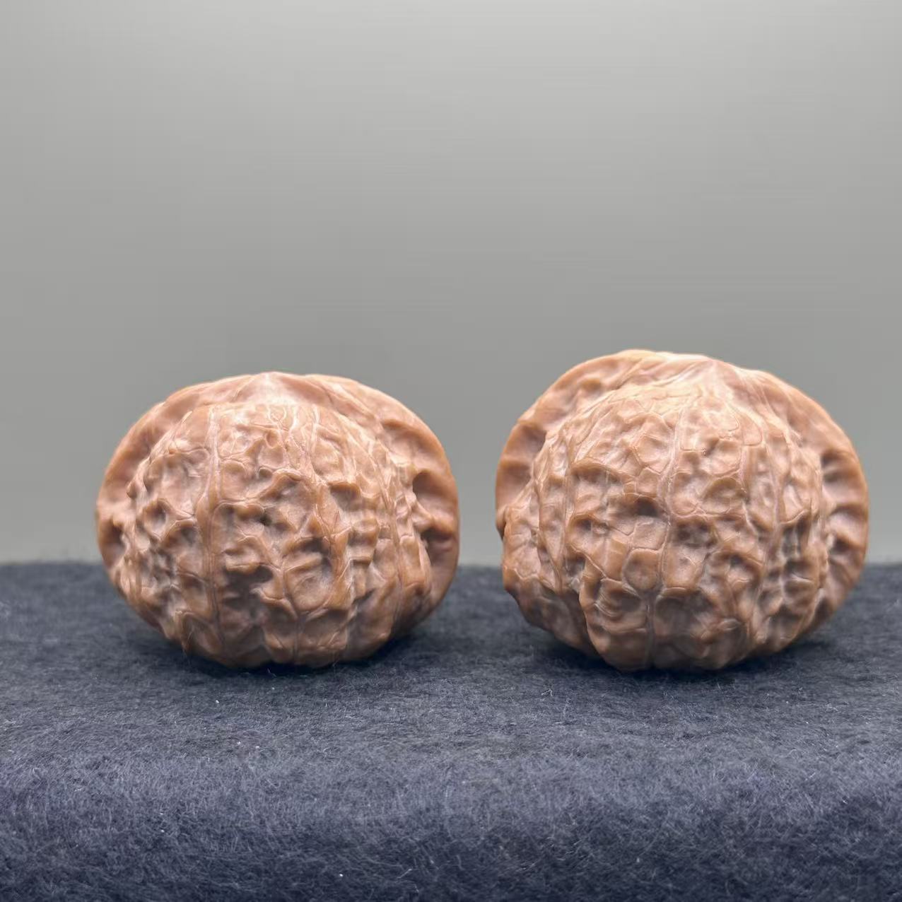 Pumpkin Lion Head Wenwan Walnut