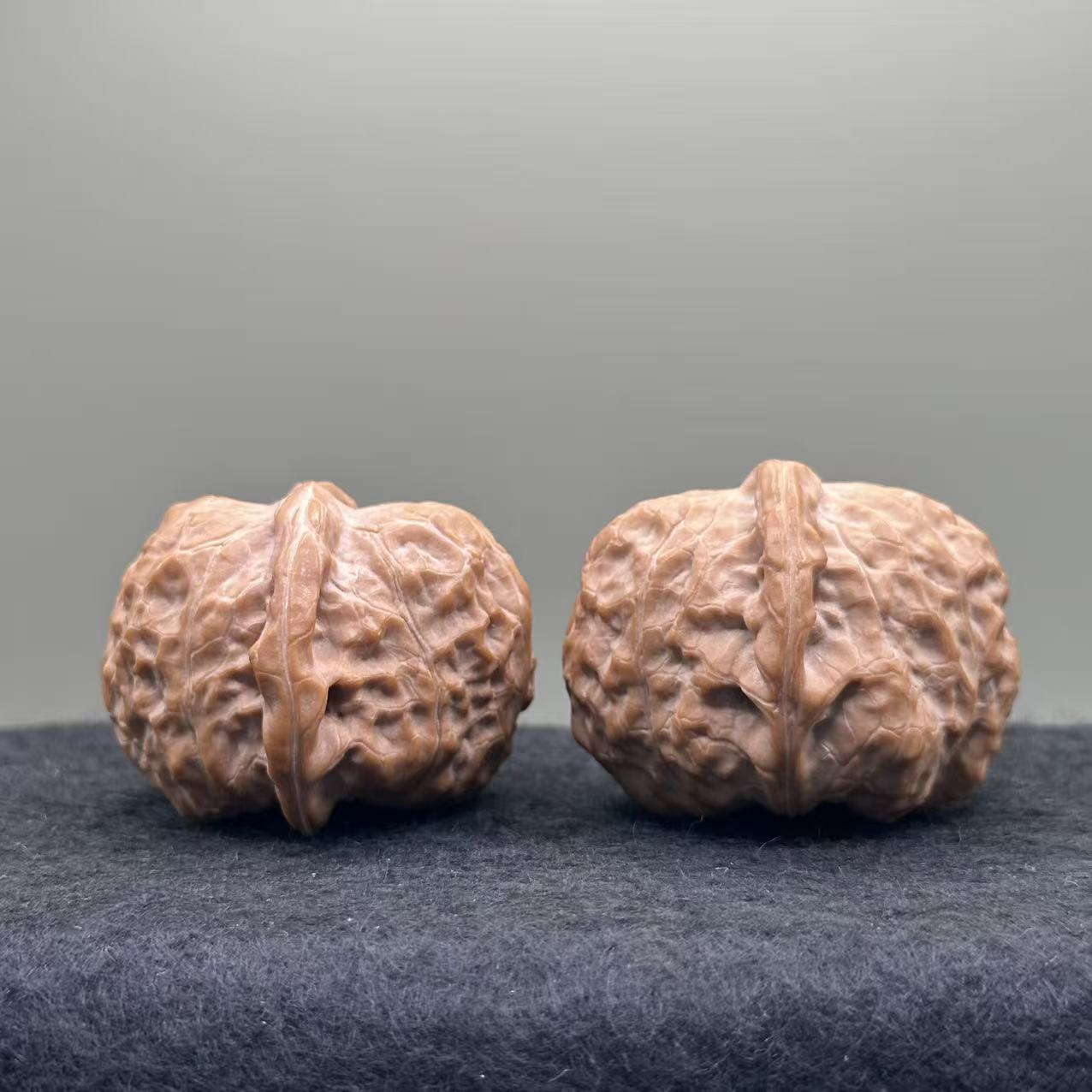Pumpkin Lion Head Wenwan Walnut