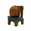 Walnut Lounge Collection | Mini Resin Display Vintage Chair for Wenwan Walnuts