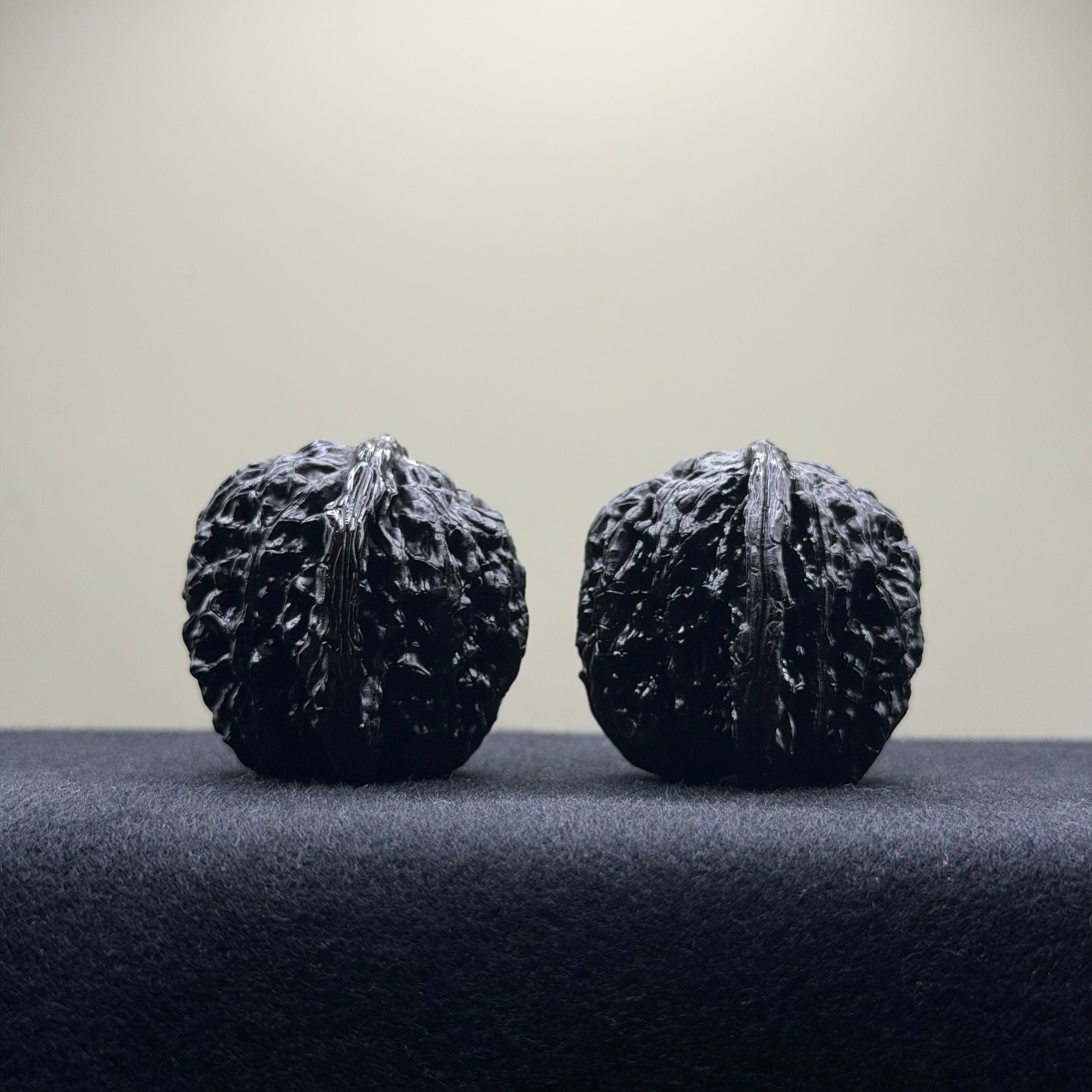 Ground Buried Four Towers Wenwan Walnut · 37mm · Select Ritual