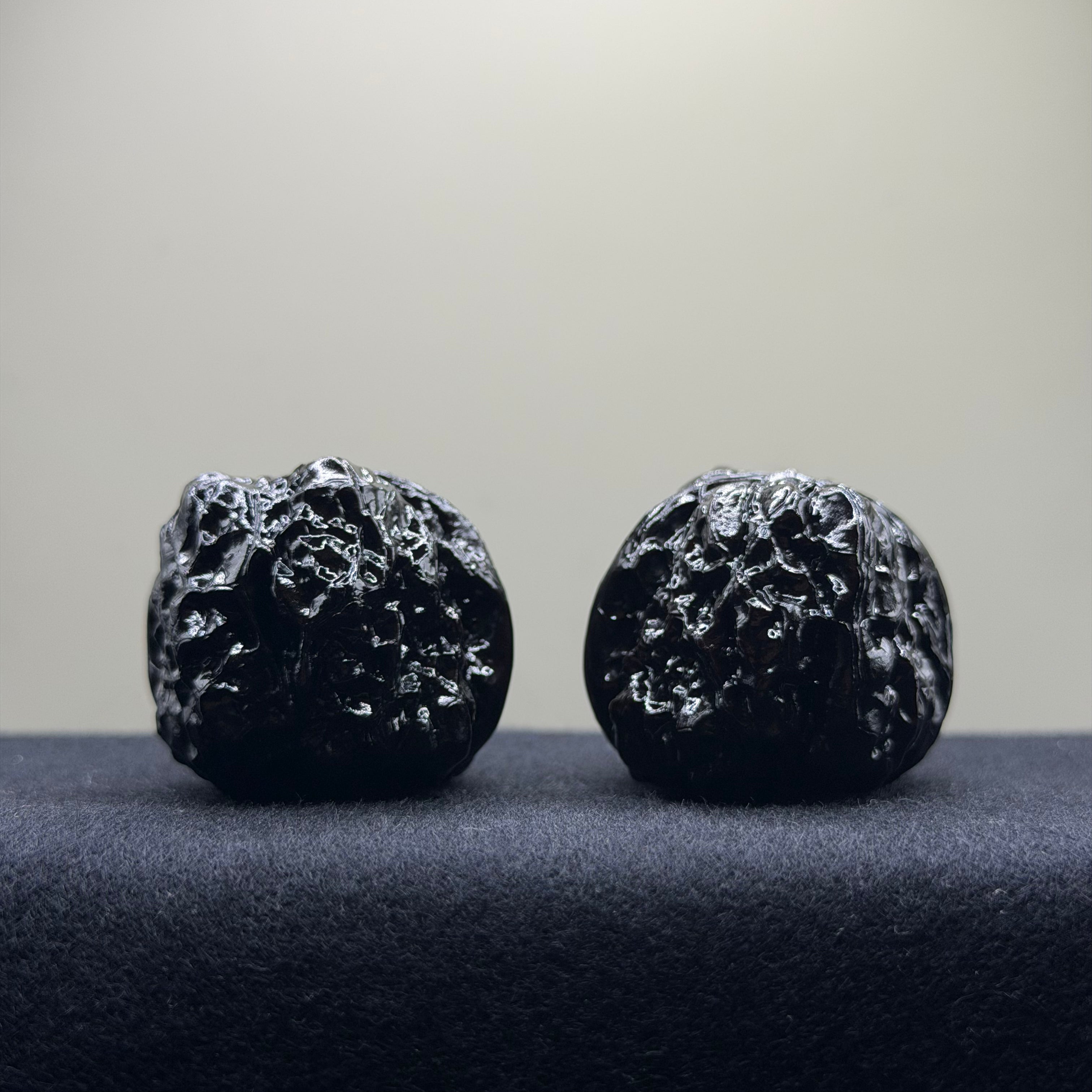 Ground Buried Toad Head Wenwan Walnut · 39mm · Select Ritual