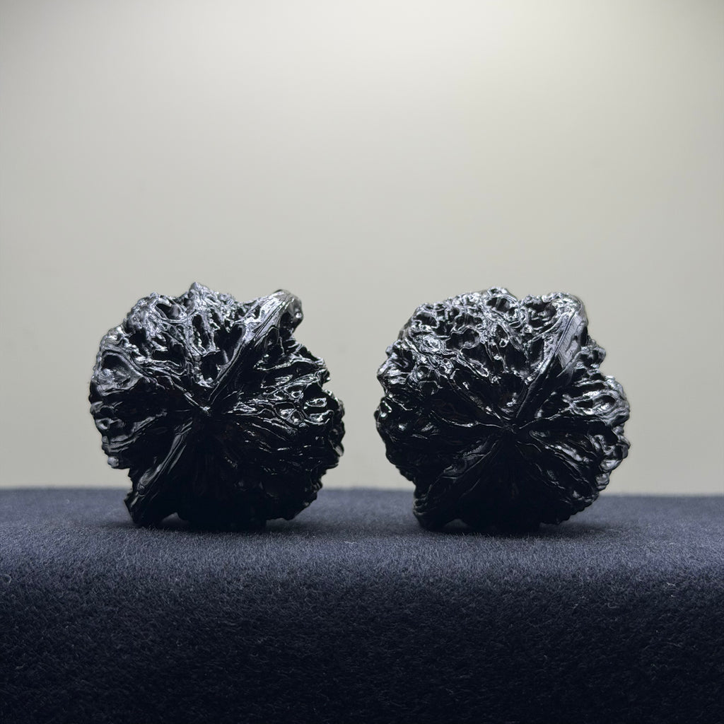 Ground Buried Palace Lantern Wenwan Walnut · 42mm · Select Ritual