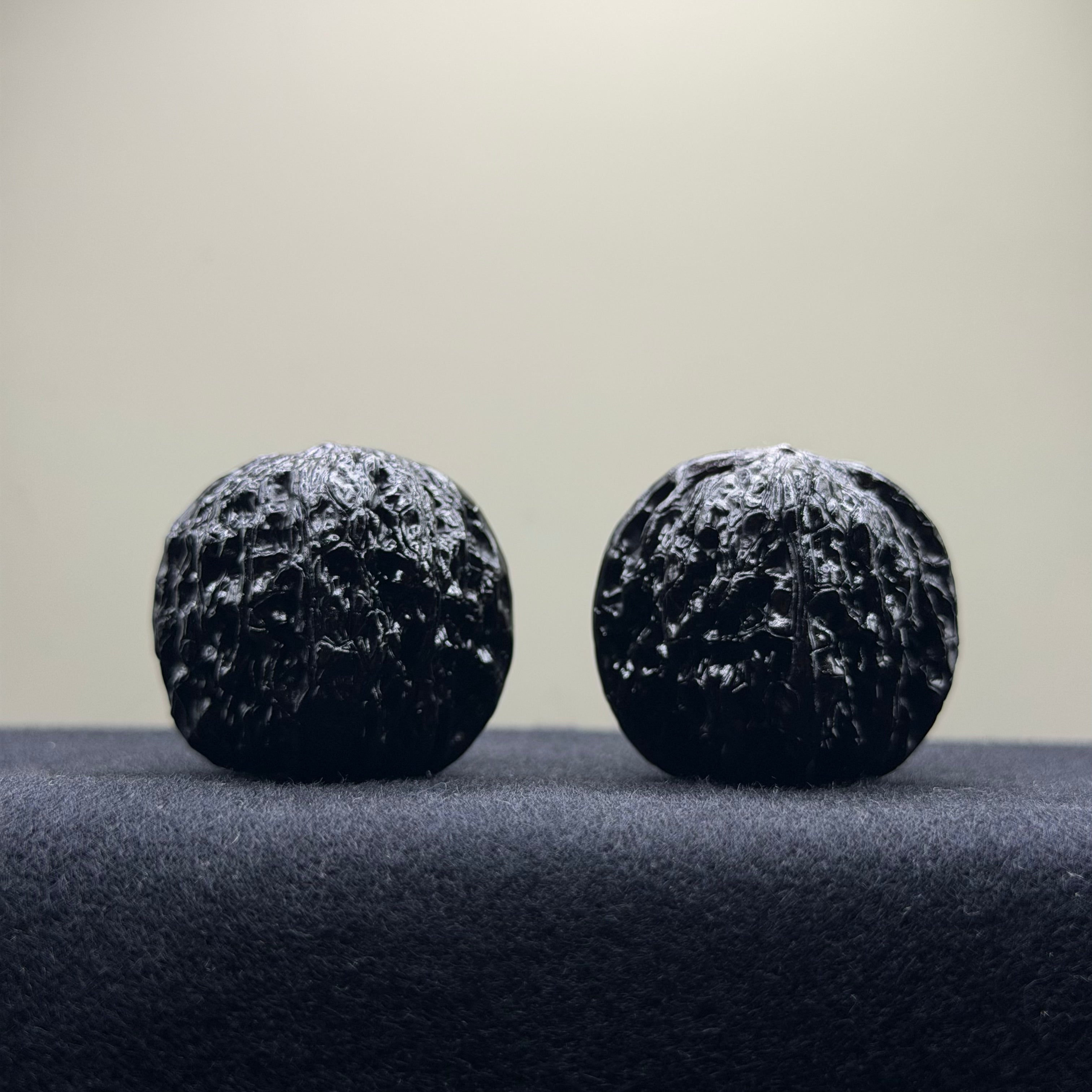 Ground Buried Millstone Wenwan Walnut · 34mm · Select Ritual