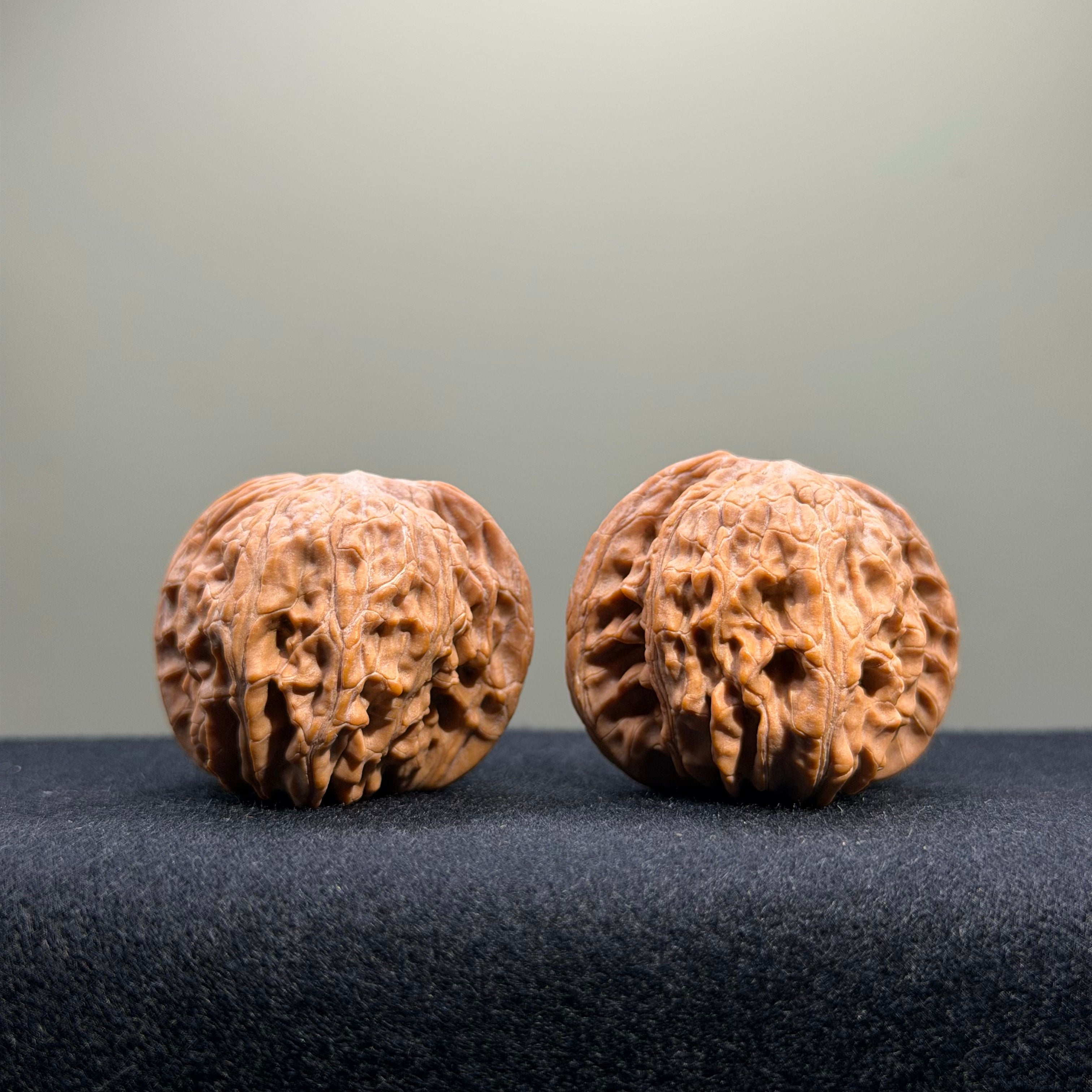 Millstone Wenwan Walnut · 38mm · Natural · Entry Ritual