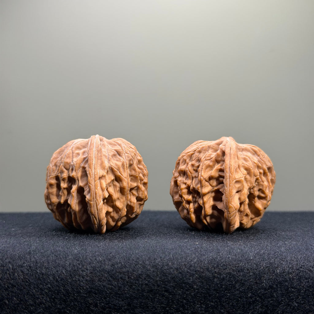 Millstone Wenwan Walnut · 37mm · Natural · Entry Ritual