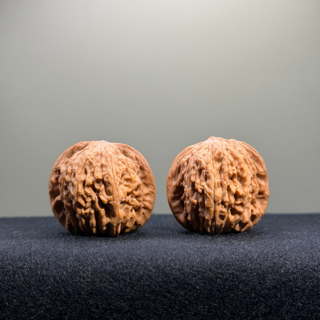 Millstone Wenwan Walnut · 34mm · Natural · Entry Ritual