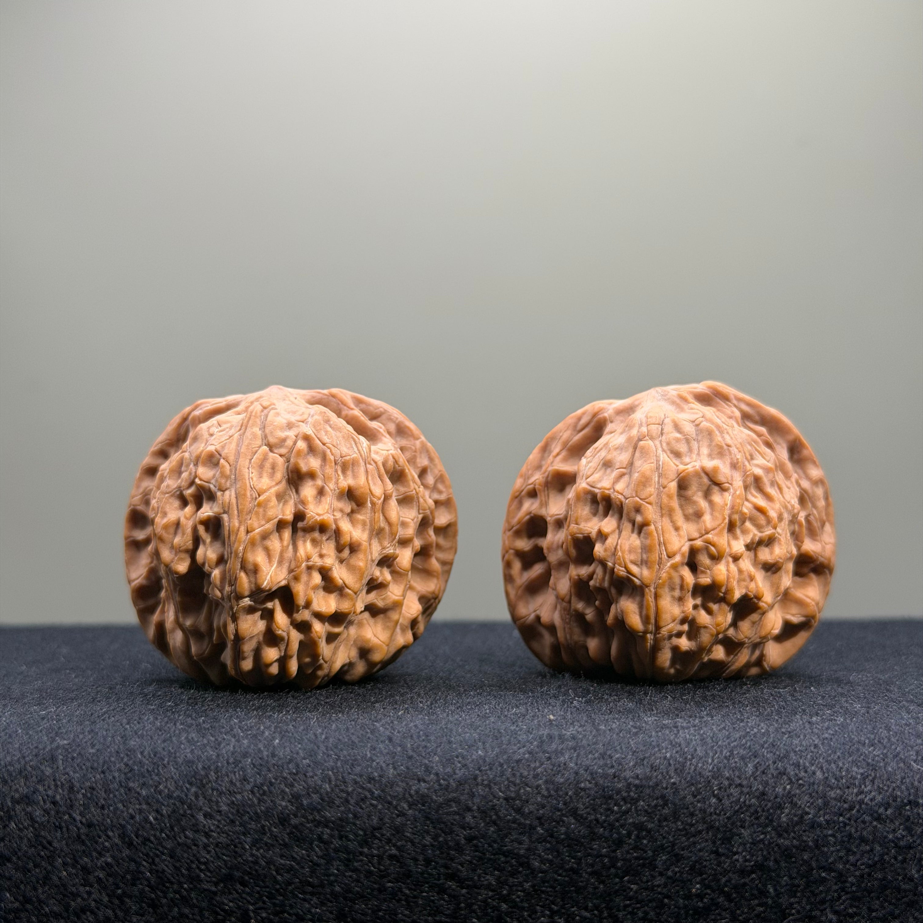 Millstone Wenwan Walnut · 38mm · Natural · Entry Ritual
