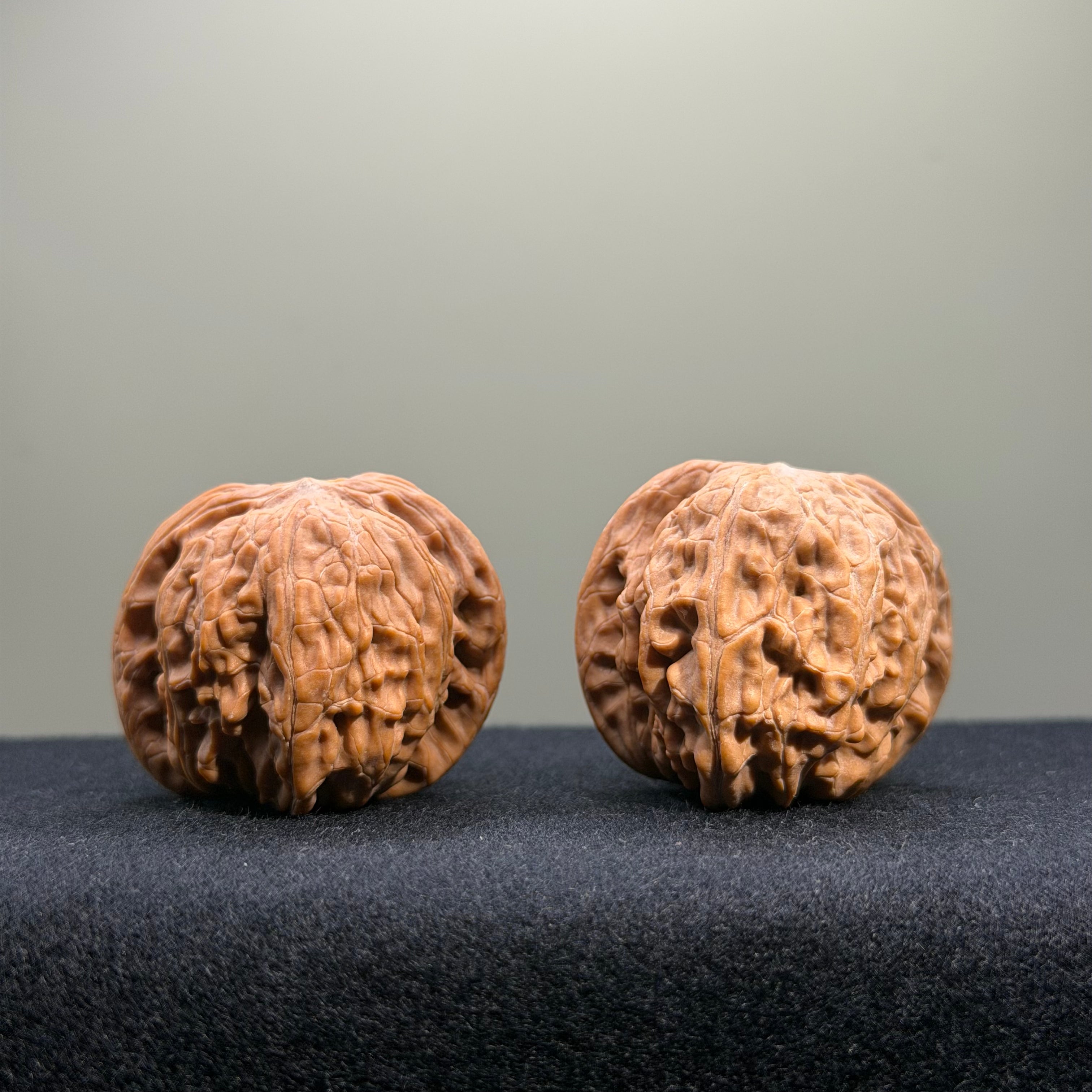 Millstone Wenwan Walnut · 38mm · Natural · Entry Ritual