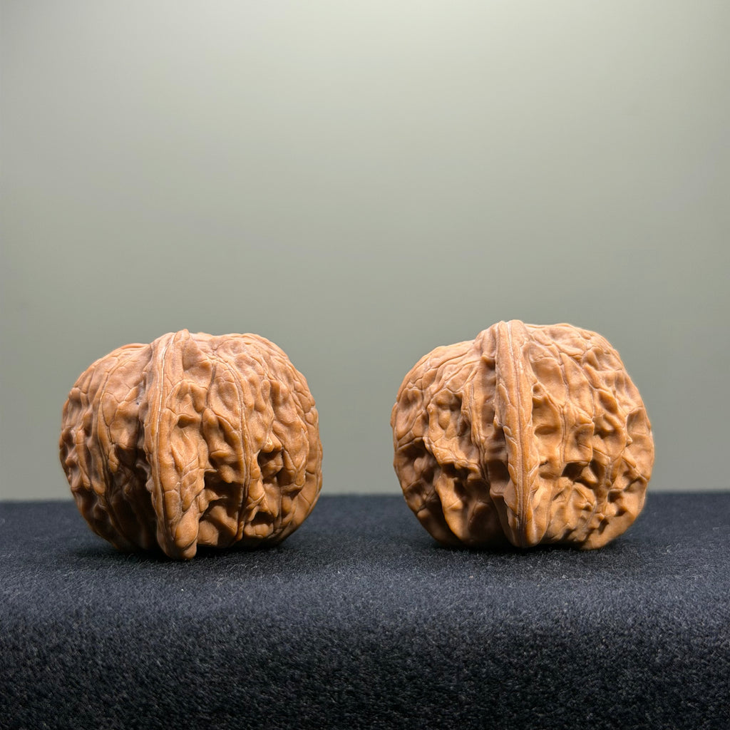 Millstone Wenwan Walnut · 38mm · Natural · Entry Ritual