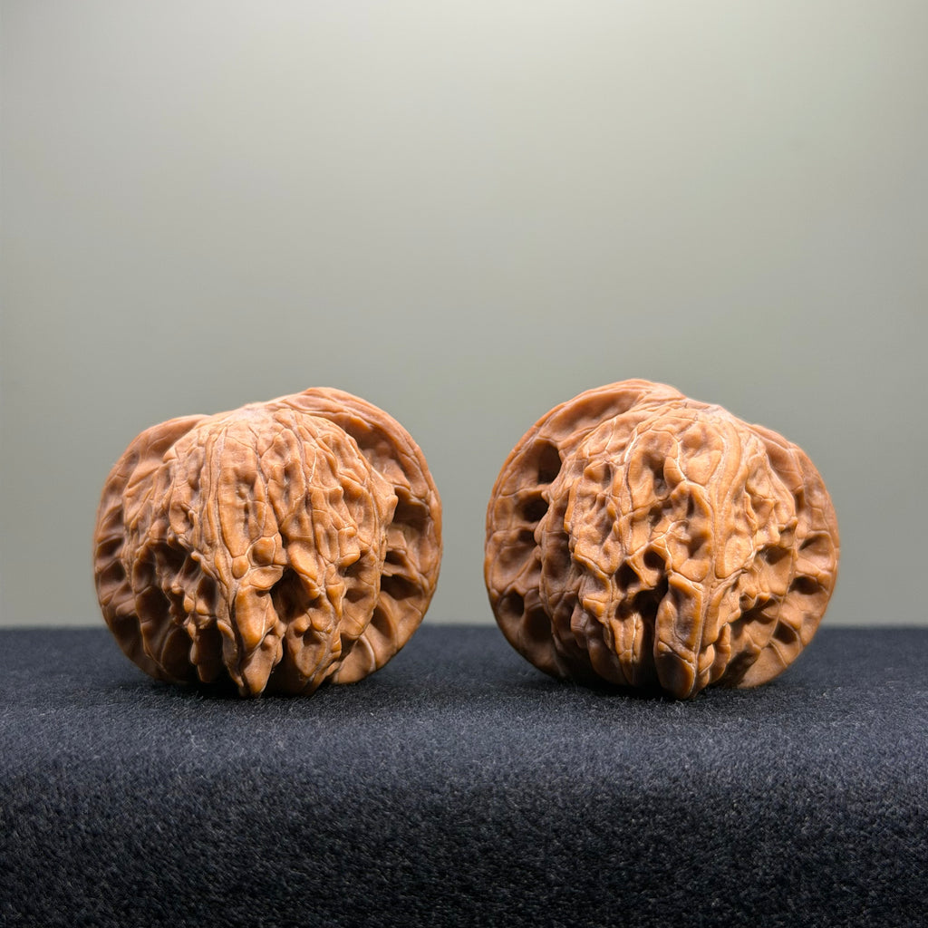 Butterfly Shaped · Millstone Wenwan Walnut · 39mm · Natural · Select Ritual