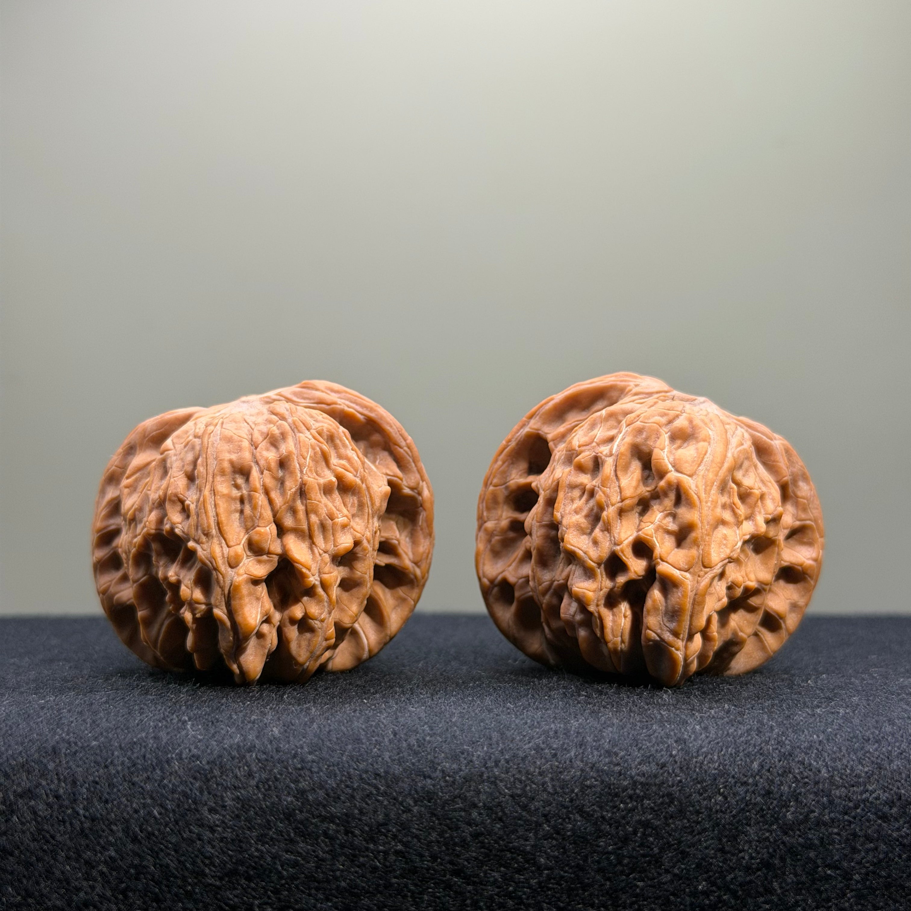 Butterfly Shaped · Millstone Wenwan Walnut · 39mm · Natural · Select Ritual