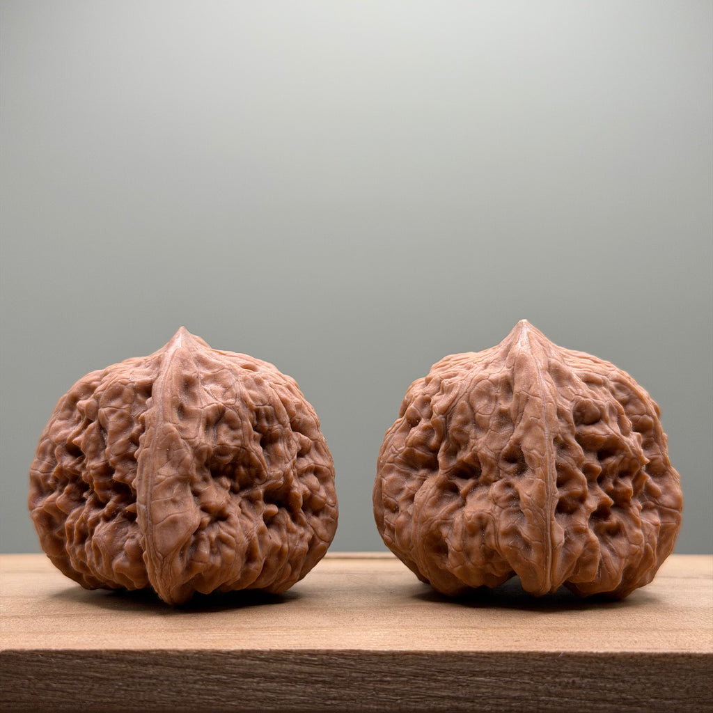 Pinggu Concave Base Lion Head Walnut