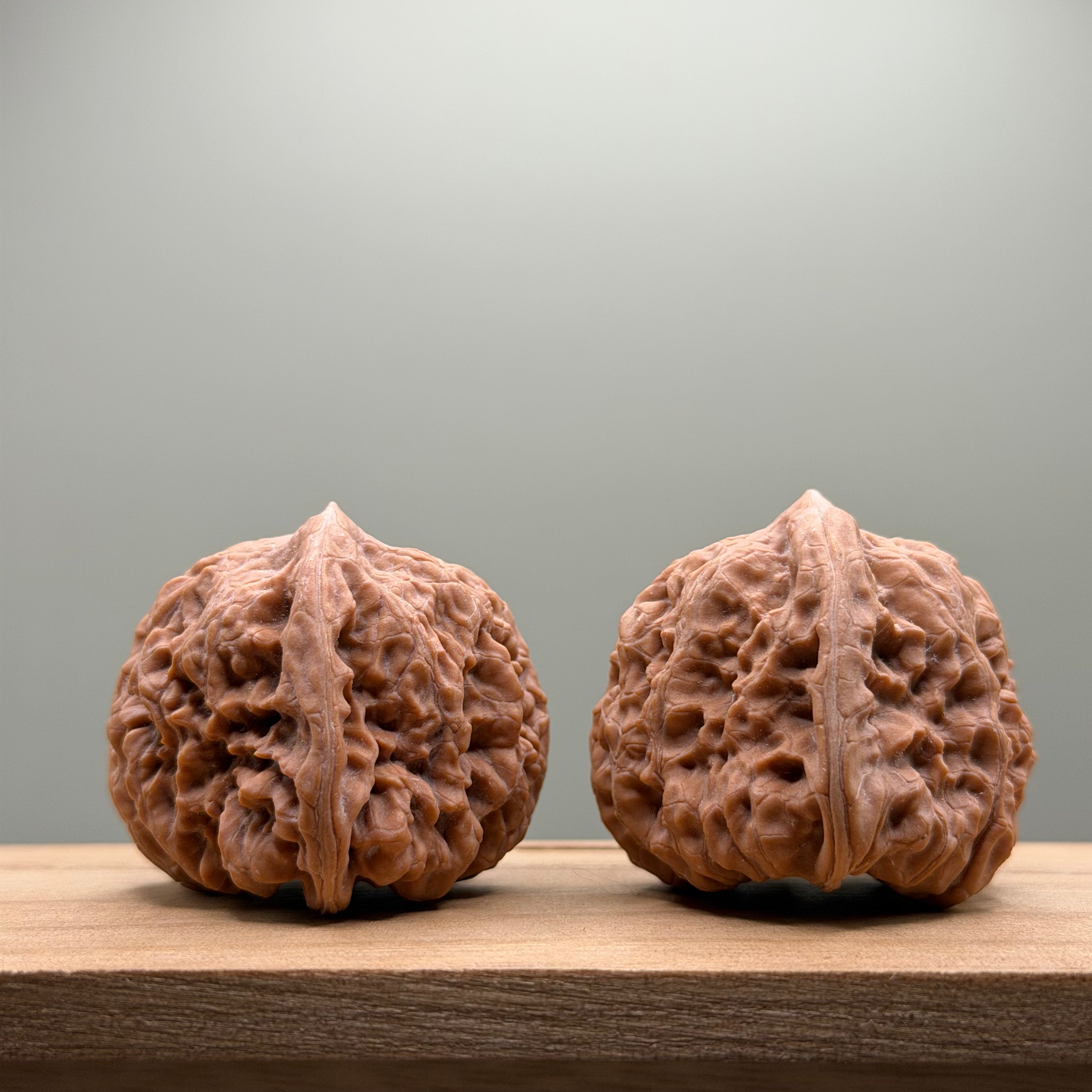 Pinggu Concave Base Lion Head Walnut
