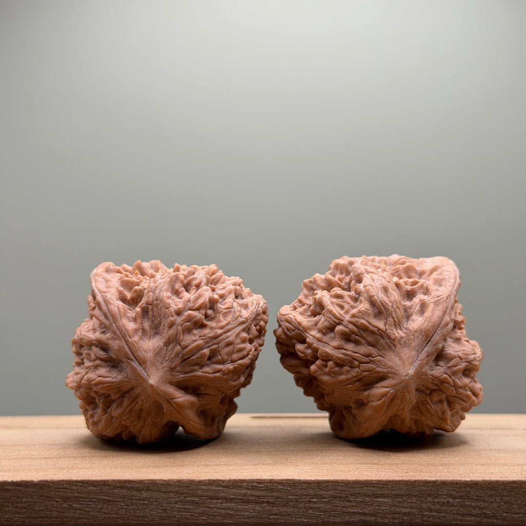 Pinggu Concave Base Lion Head Walnut