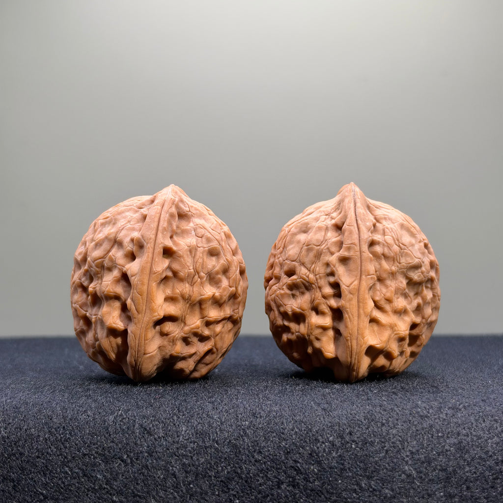 Pinggu Sheli Wenwan Walnut · 32mm · Natural · Collector Ritual