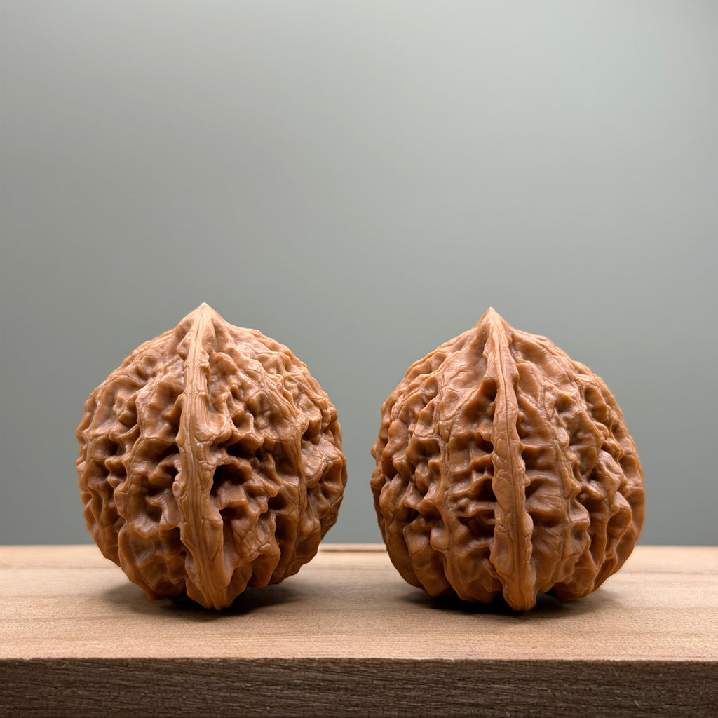 Golden Bull Lion Head Wenwan Walnut