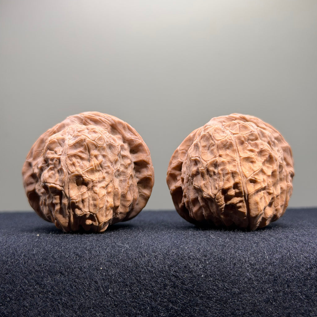 Pumpkin Wenwan Walnut · 42mm · Natural · Select Ritual