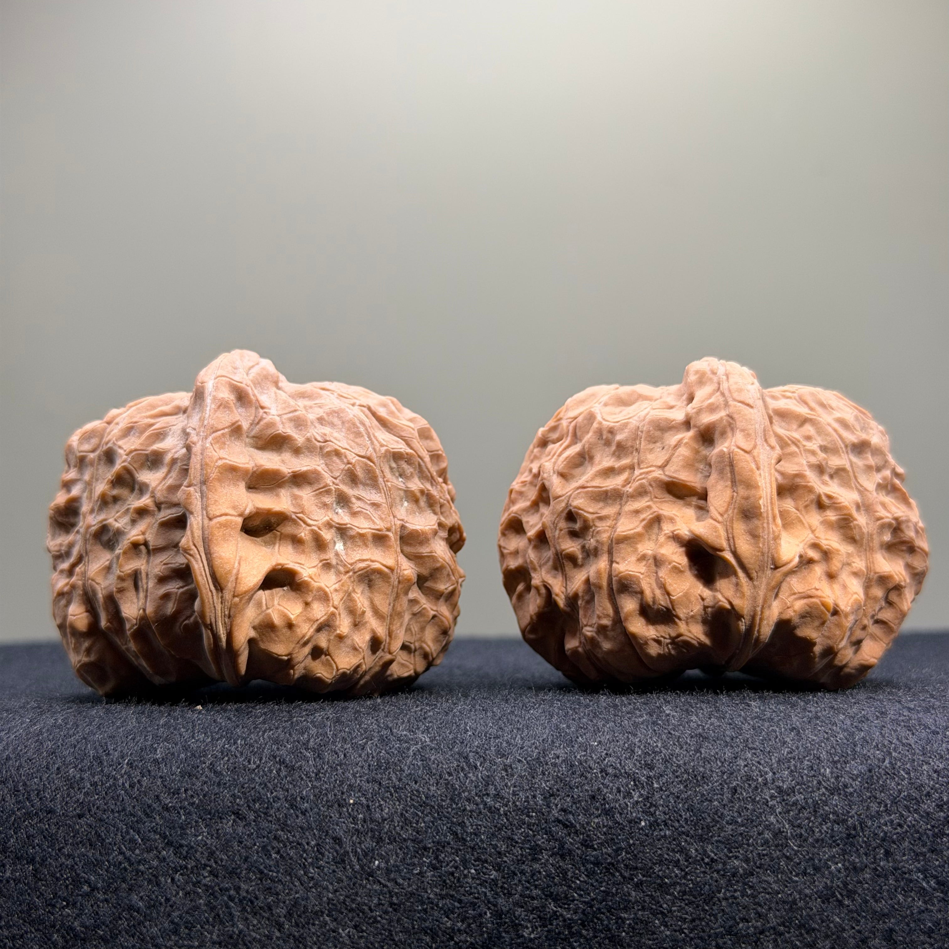 Pumpkin Wenwan Walnut · 42mm · Natural · Select Ritual