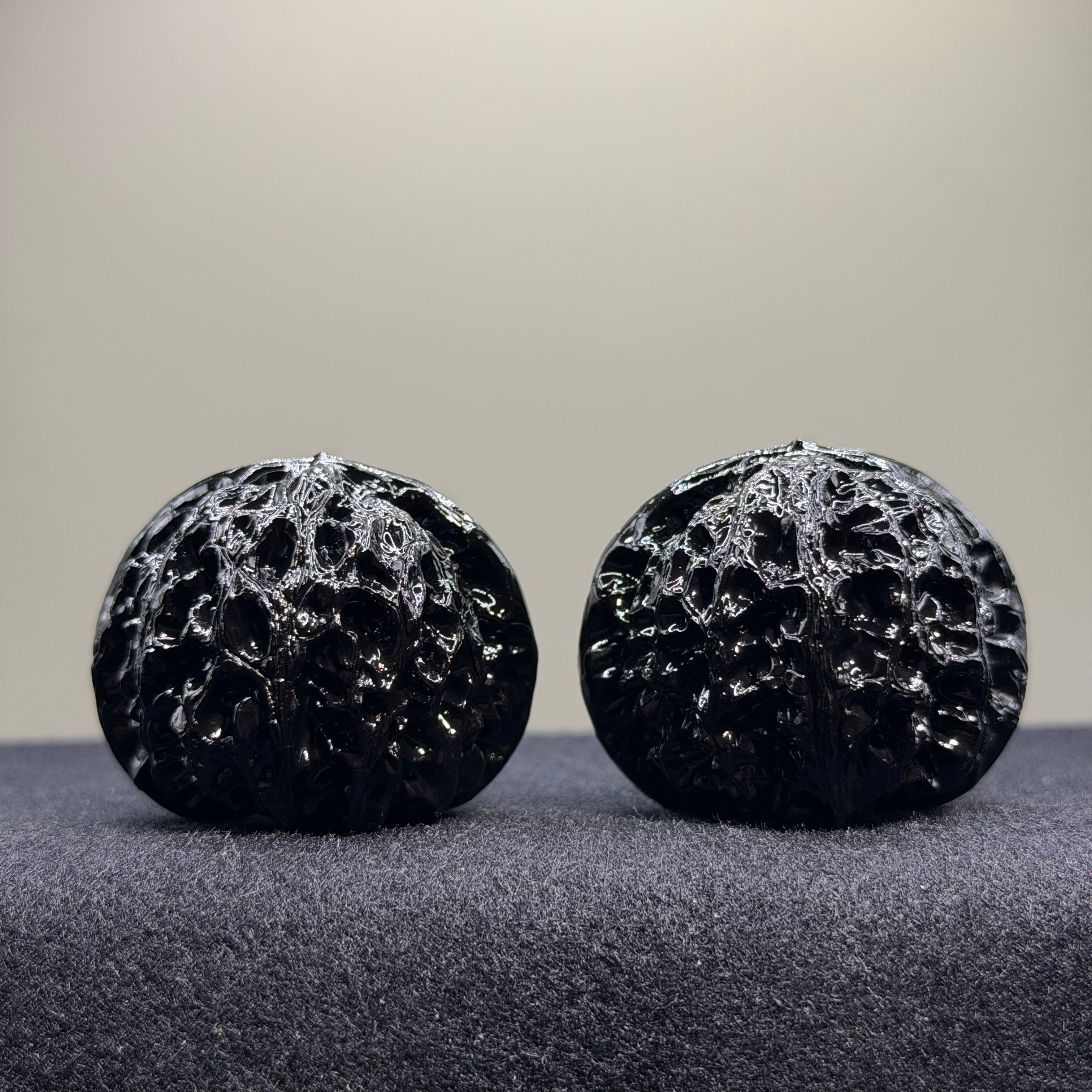 Palace Lantern Ground Buried Wenwan Walnut · 41mm · Select Ritual