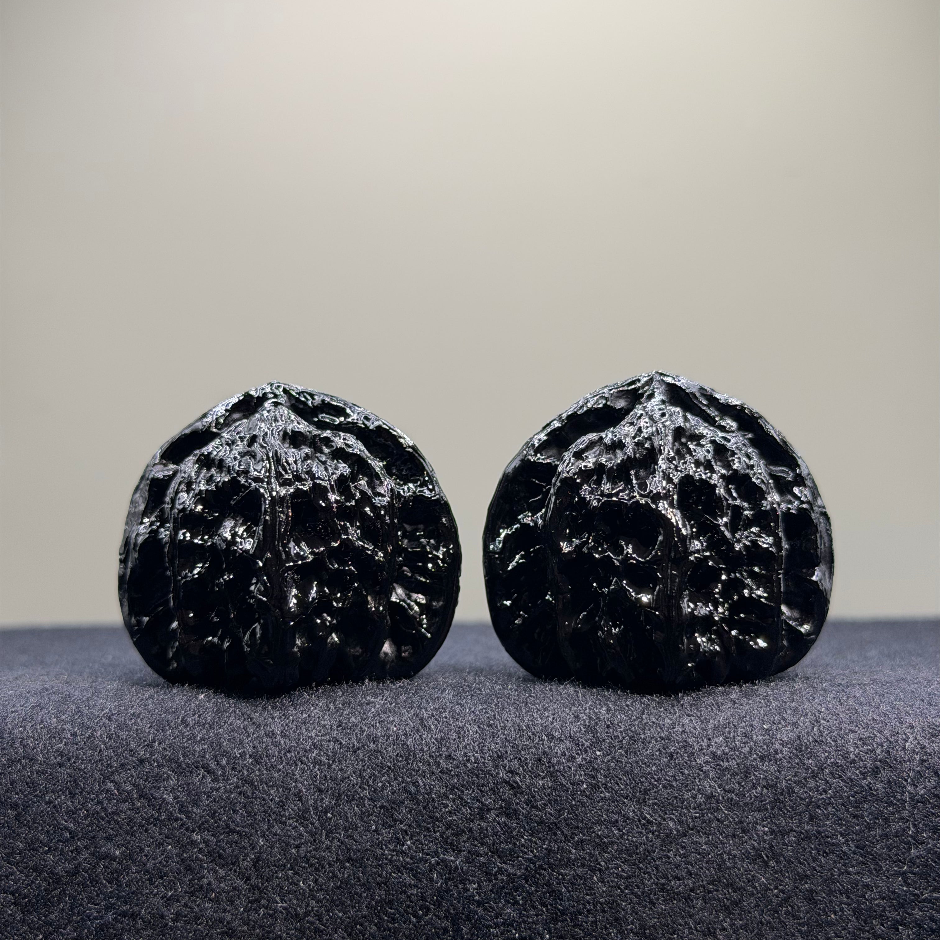 White Lion Ground Buried Wenwan Walnut · 38mm · Select Ritual