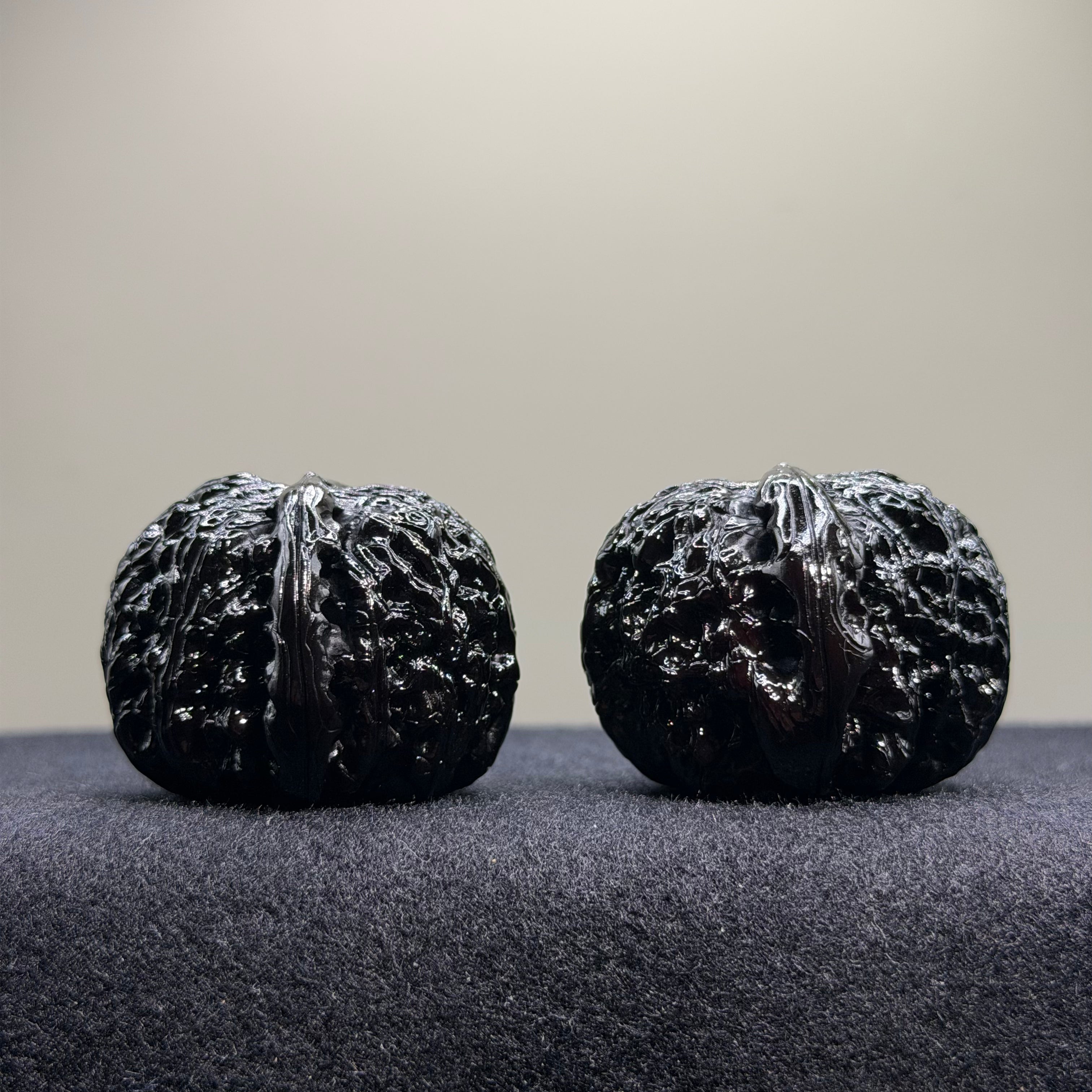 White Lion Ground Buried Wenwan Walnut · 37mm · Select Ritual