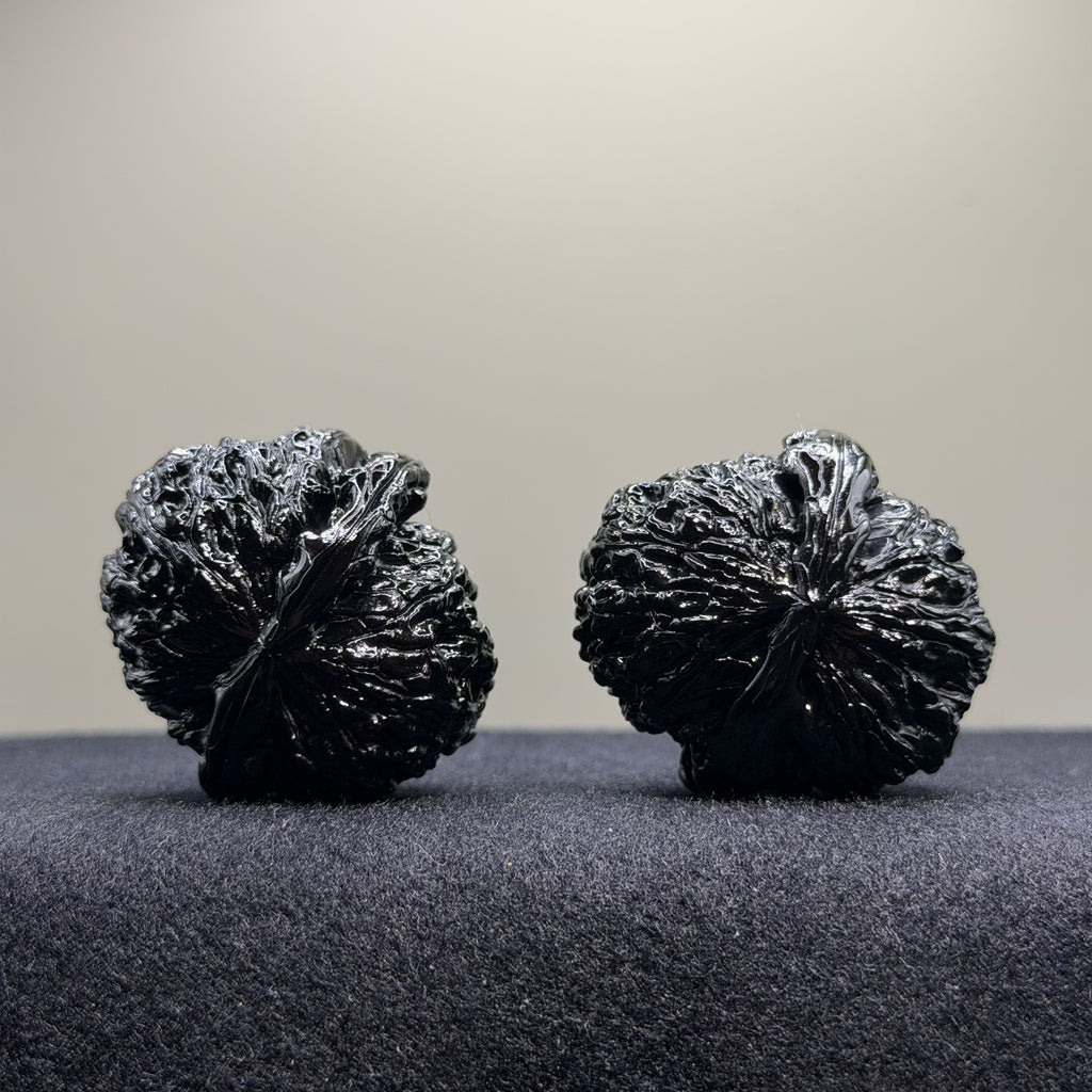 White Lion Ground Buried Wenwan Walnut · 37mm · Select Ritual