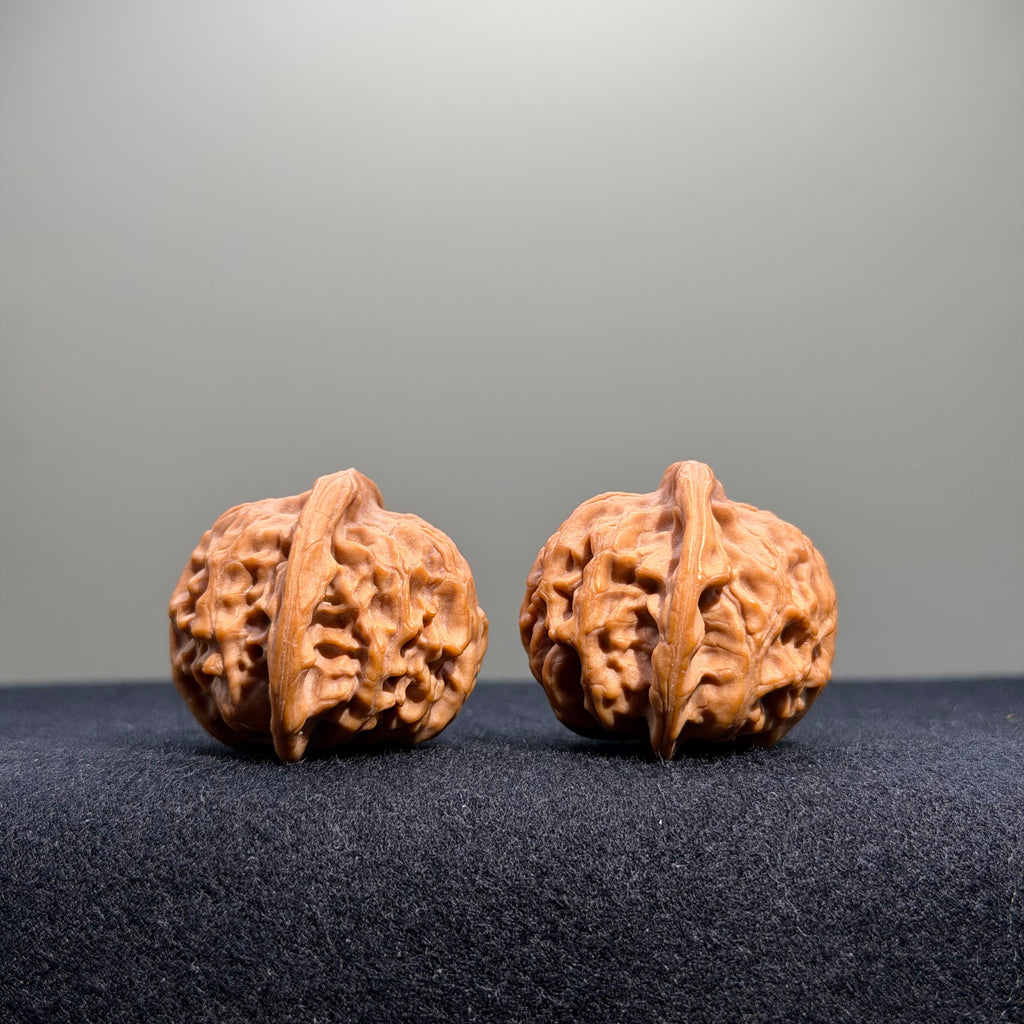 Heaven & Earth Wenwan Walnut · 33mm · Natural · Select Ritual