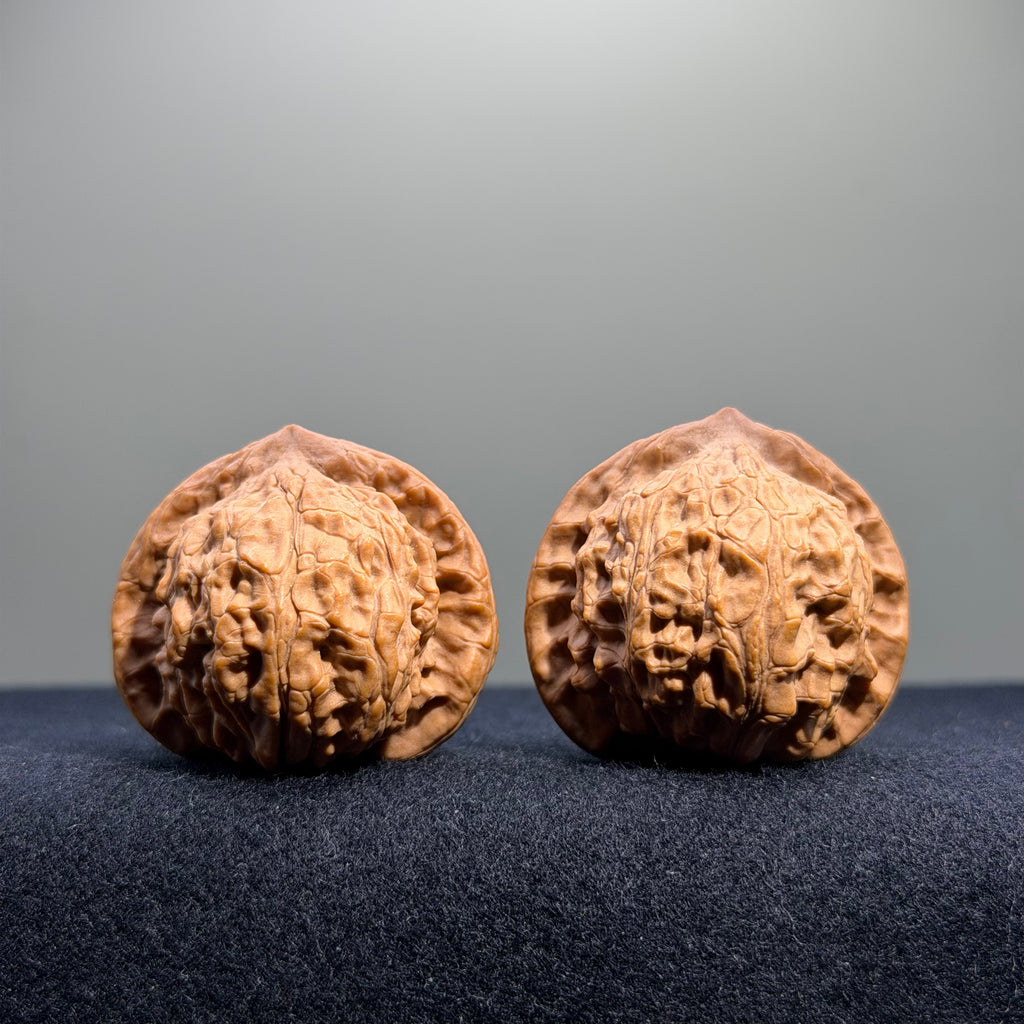 Longevity Peach Wenwan Walnut · 36mm · Natural · Select Ritual