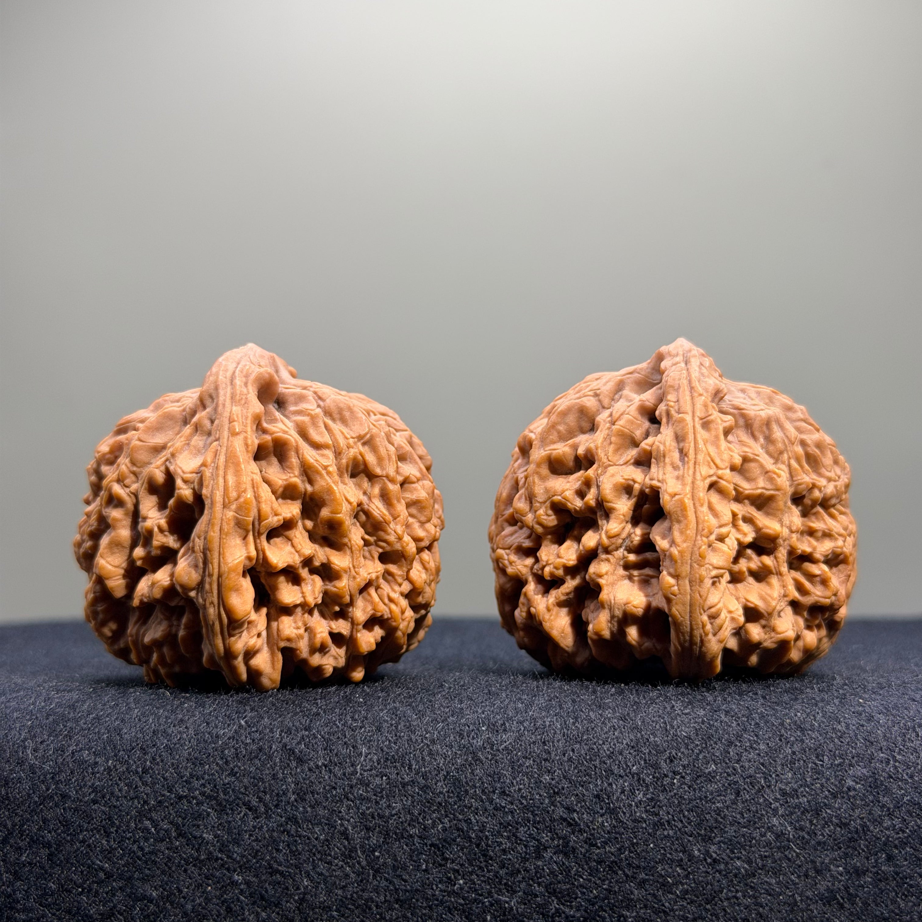 Nanjiang Stone Wenwan Walnut · 40mm · Natural · Premium Ritual