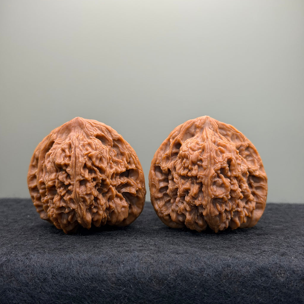 Nanjiang Stone Lion Head Wenwan Walnut