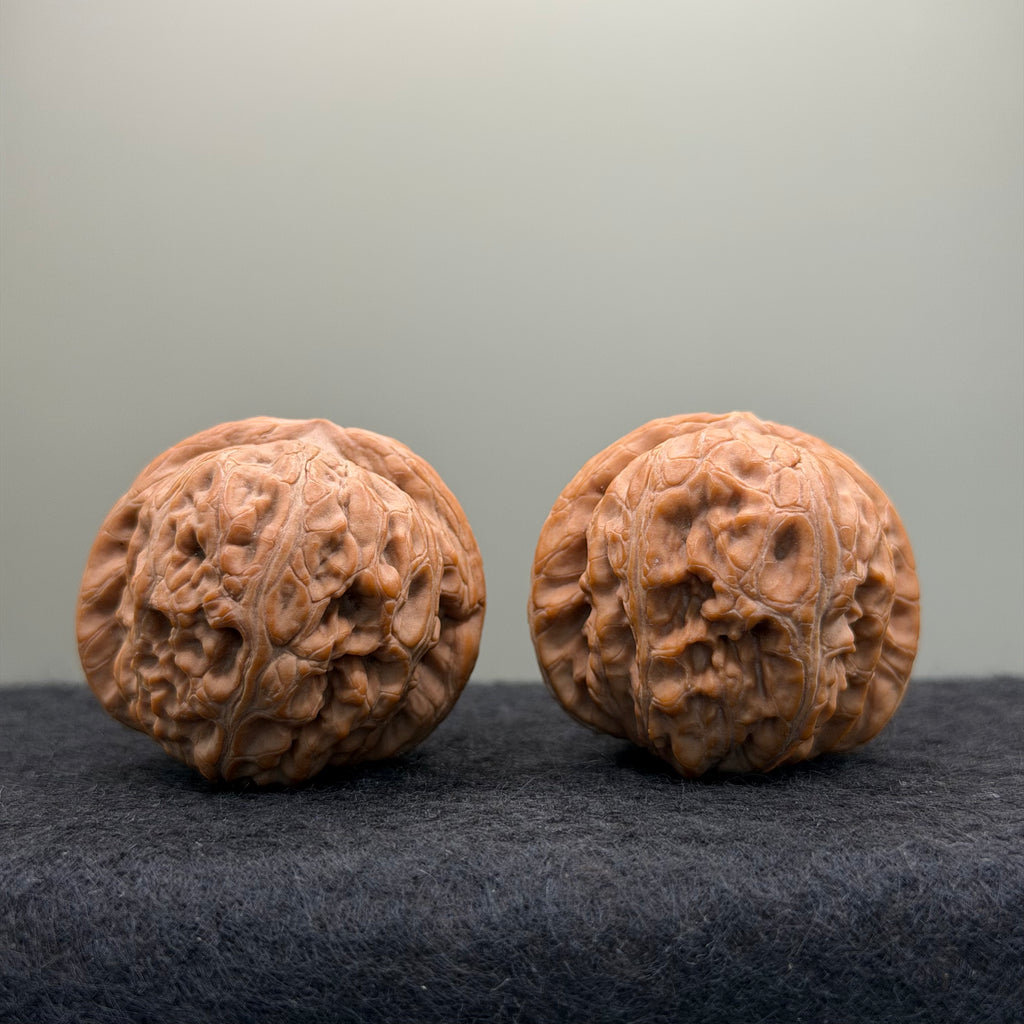 Ingot Lion Head Wenwan Walnut