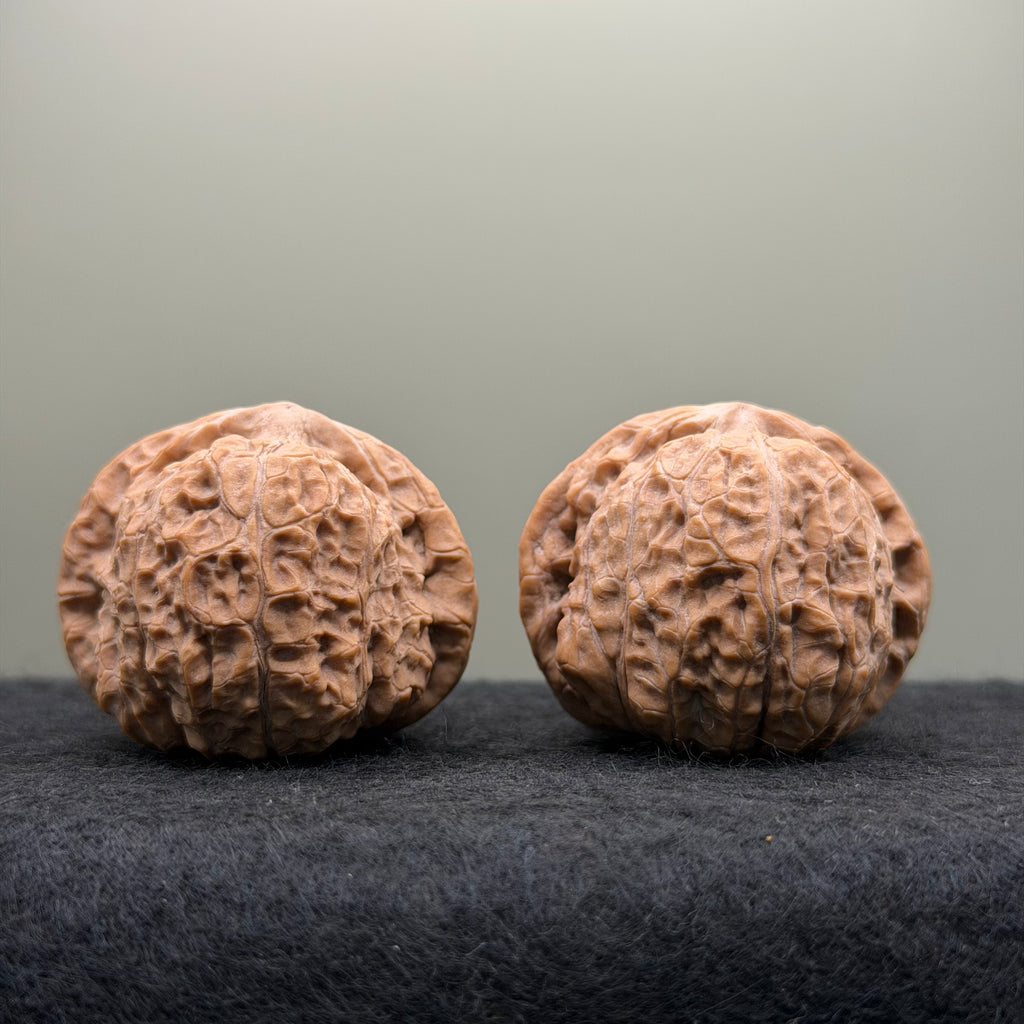 Pumpkin Lion Head Wenwan Walnut