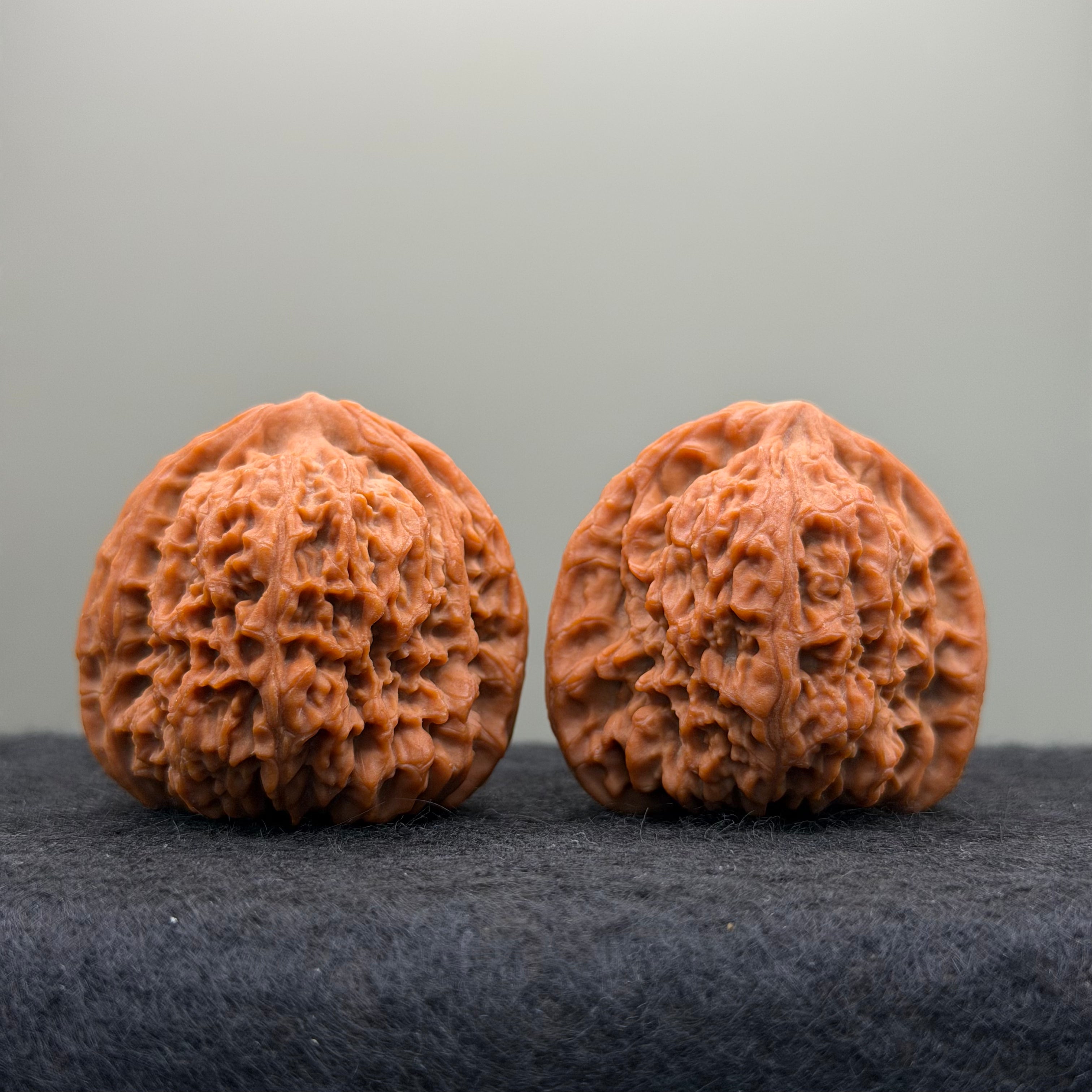 Nanjiang Stone Lion Head Wenwan Walnut