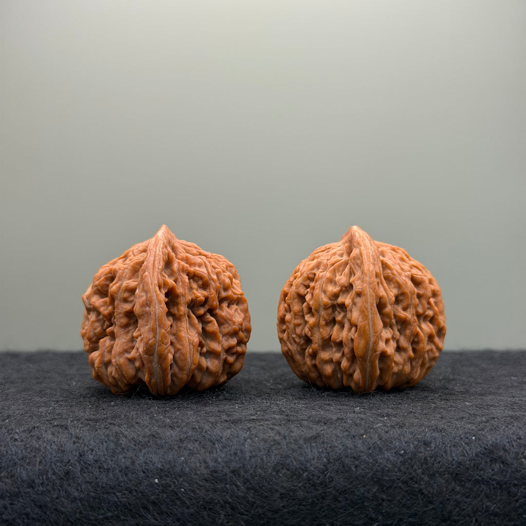 Han Four-Towers Lion Head Wenwan Walnut