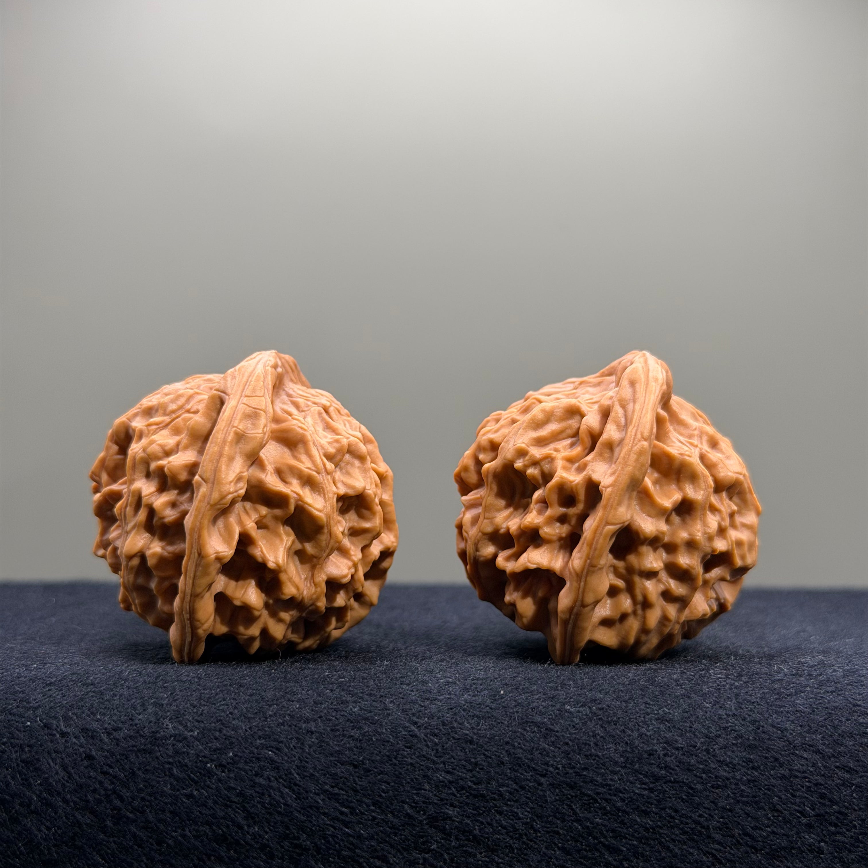 Heaven & Earth Wenwan Walnut · 39mm · Natural · Premium Ritual
