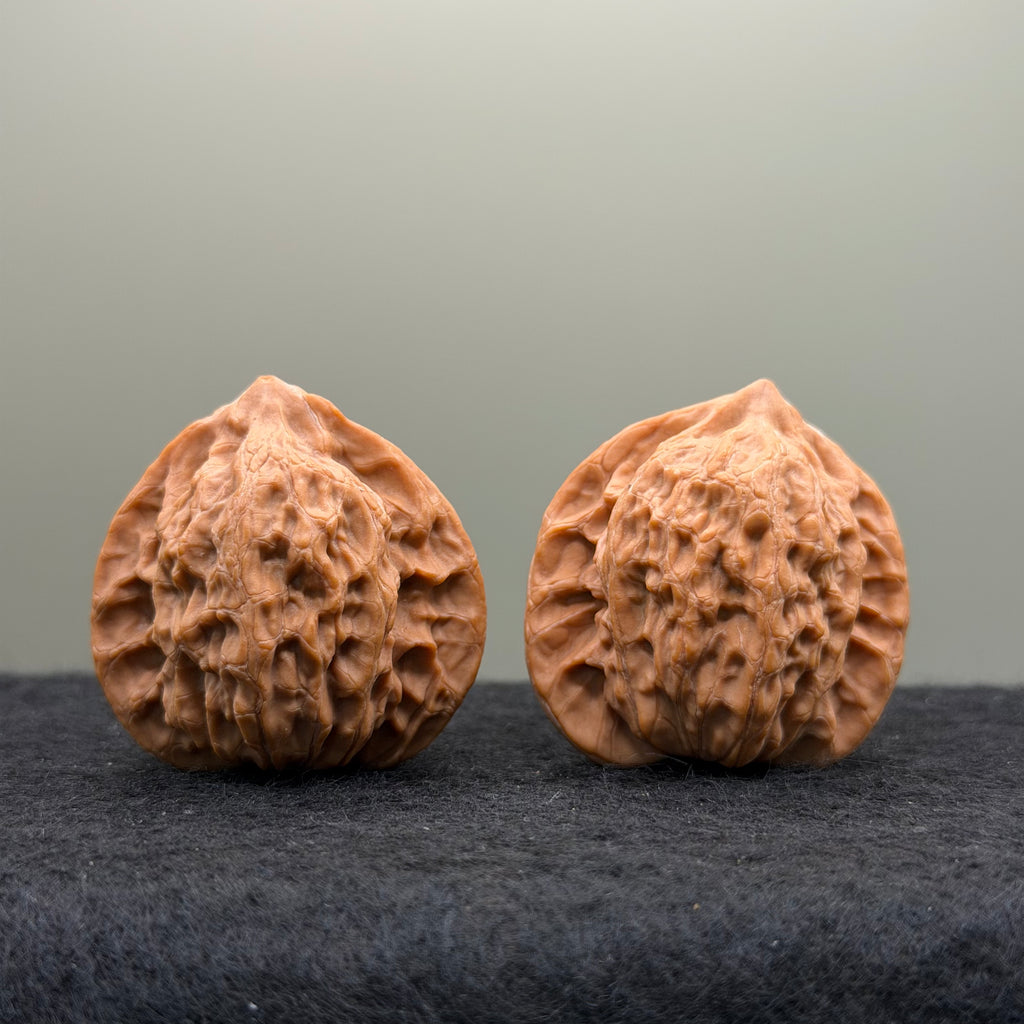Cui Kai Prince Hat Wenwan Walnut