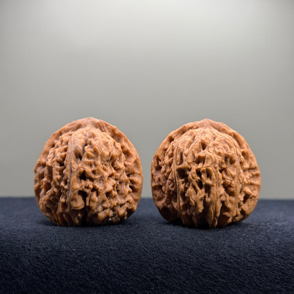 Nanjiang Stone Wenwan Walnut · 37mm · Natural · Premium Ritual