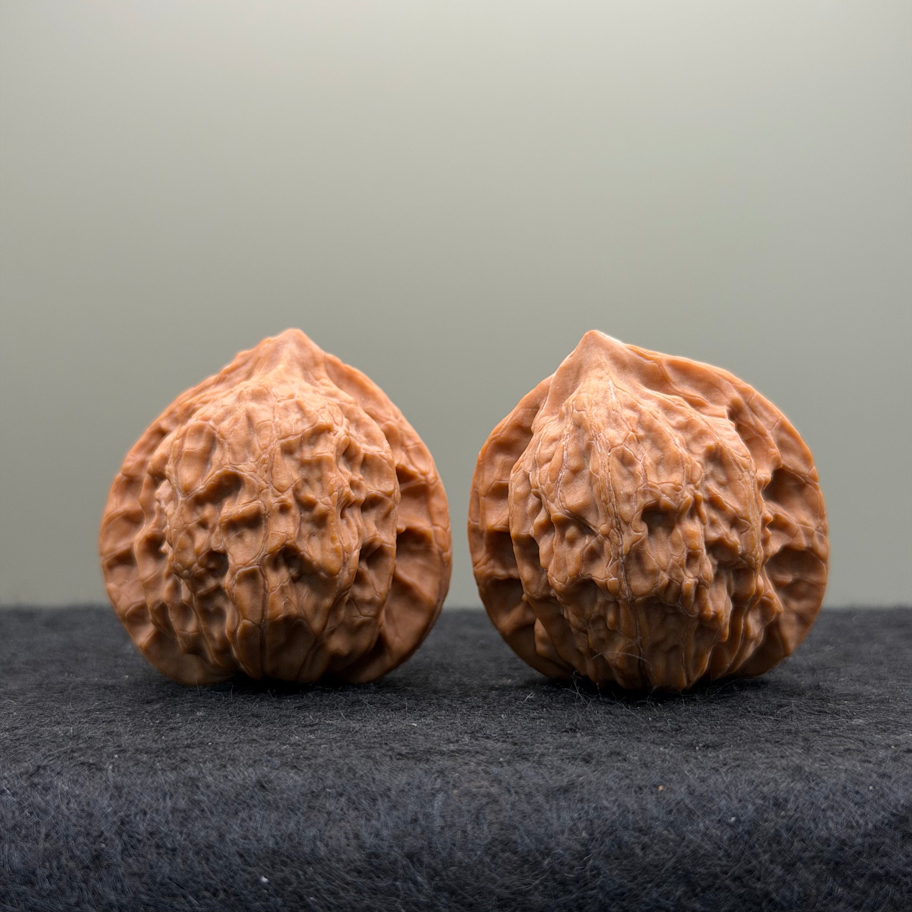 Cui Kai Prince Hat Wenwan Walnut