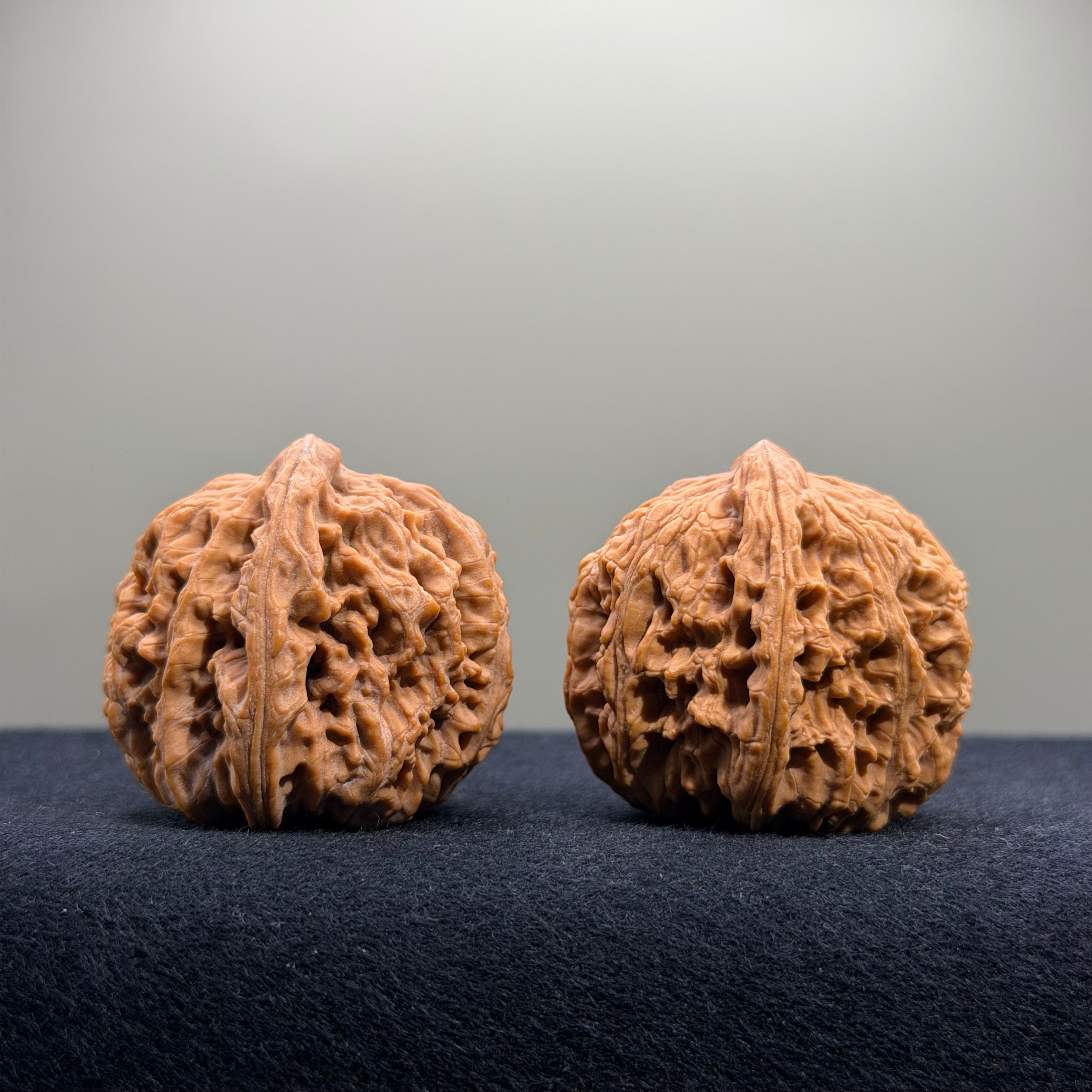 Nanjiang Stone Wenwan Walnut · 37mm · Natural · Premium Ritual