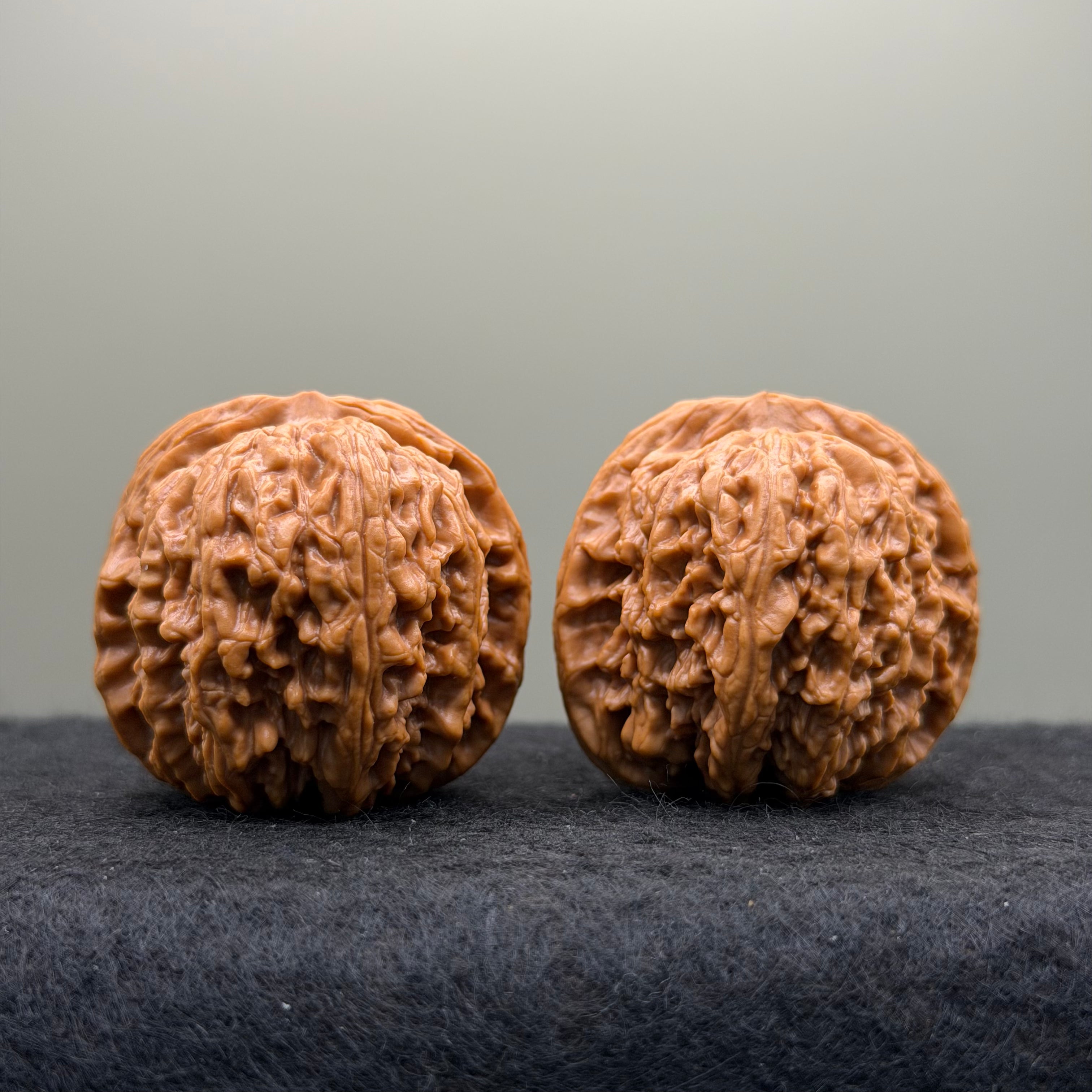 Kirin Pillow Wenwan Walnut