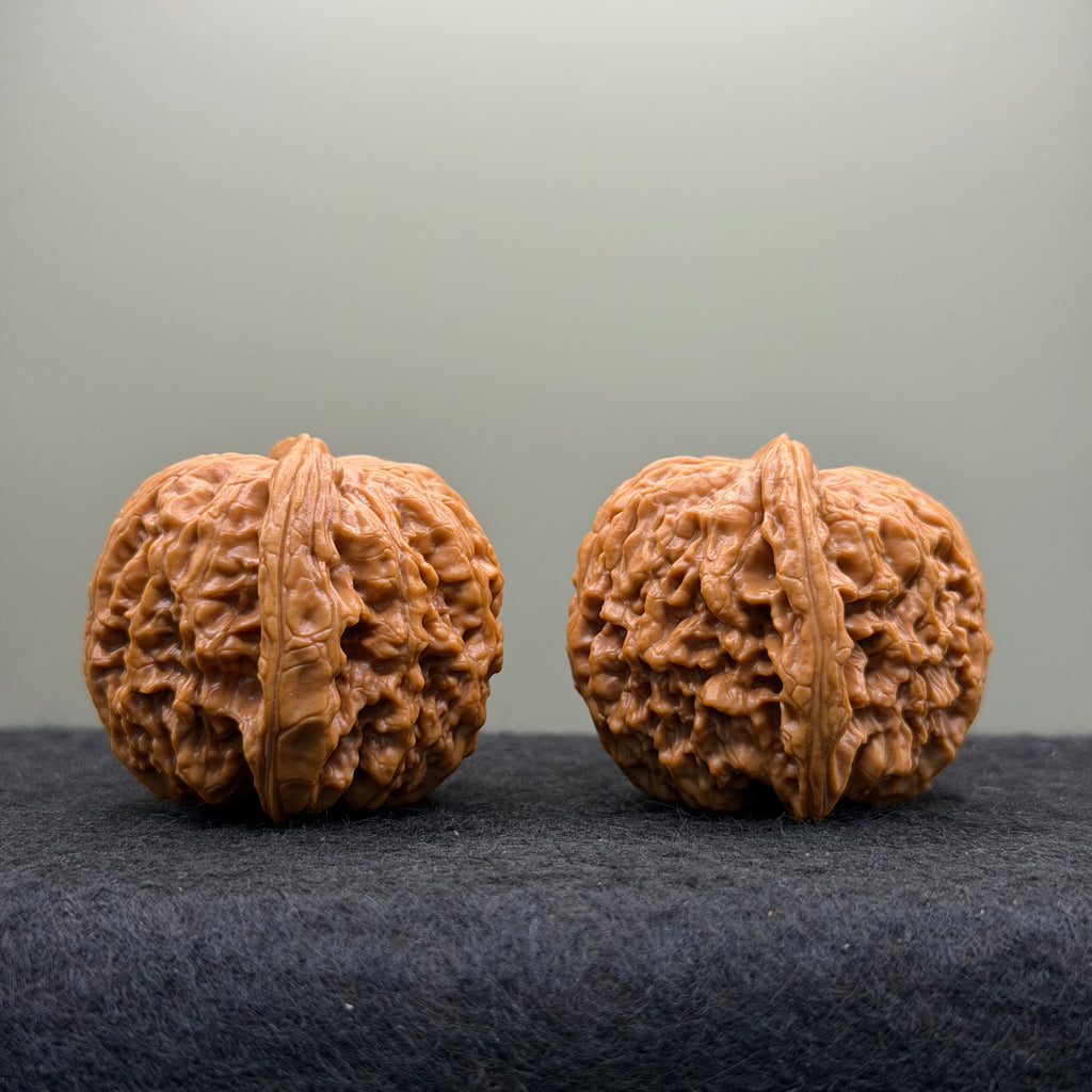 Kirin Pillow Wenwan Walnut