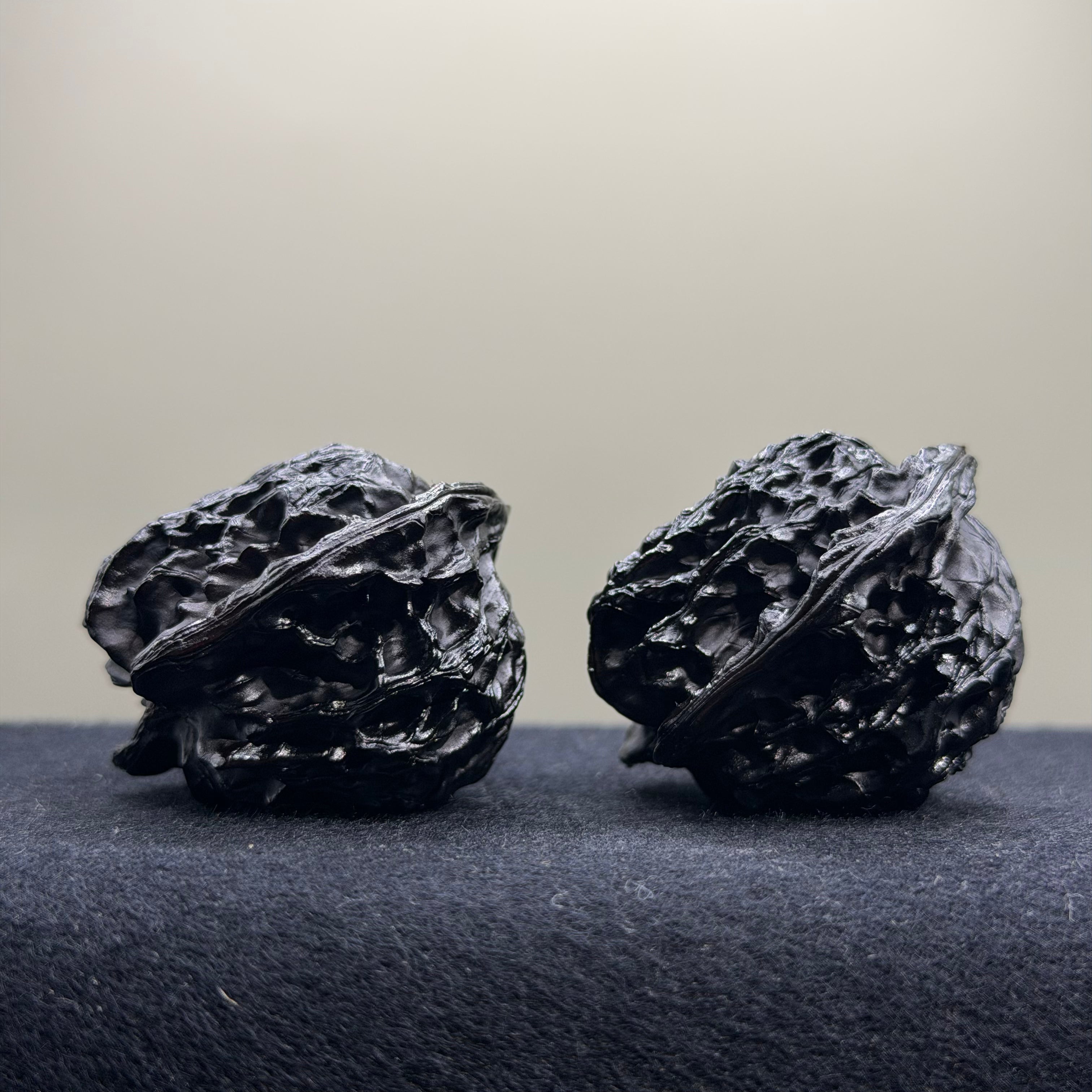 Bird Ground Buried Wenwan Walnut · 37mm · Select Ritual