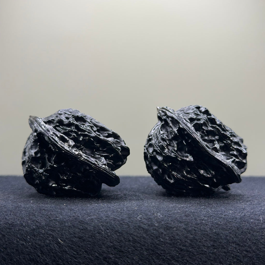 Bird Ground Buried Wenwan Walnut · 37mm · Select Ritual