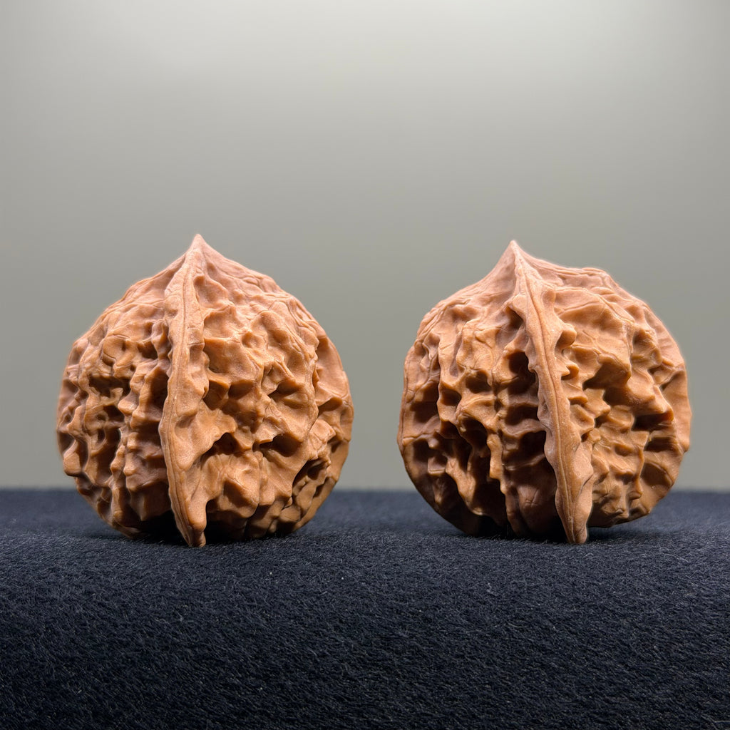 First Love Wenwan Walnut · 39mm · Natural · Select Ritual