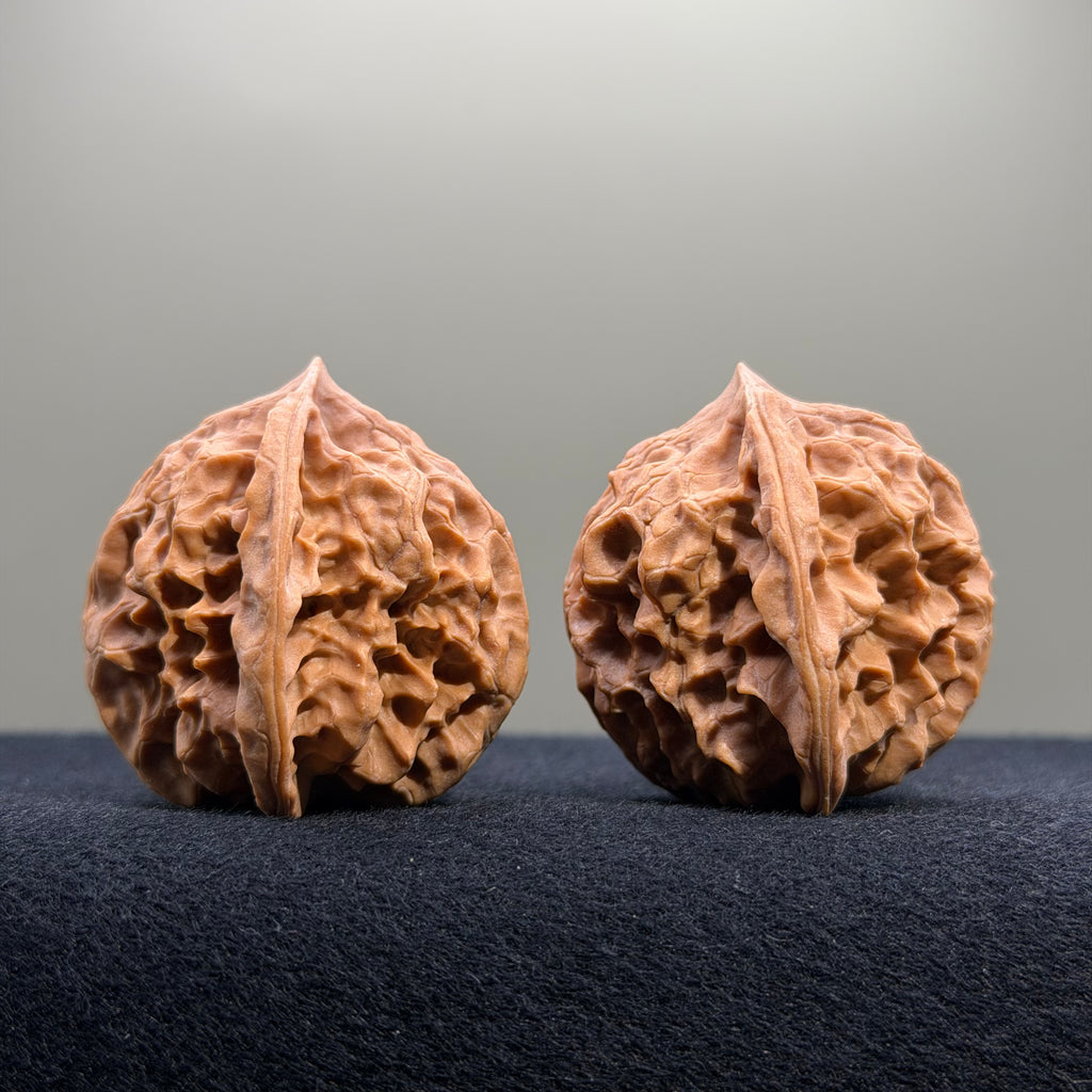 First Love Wenwan Walnut · 39mm · Natural · Select Ritual