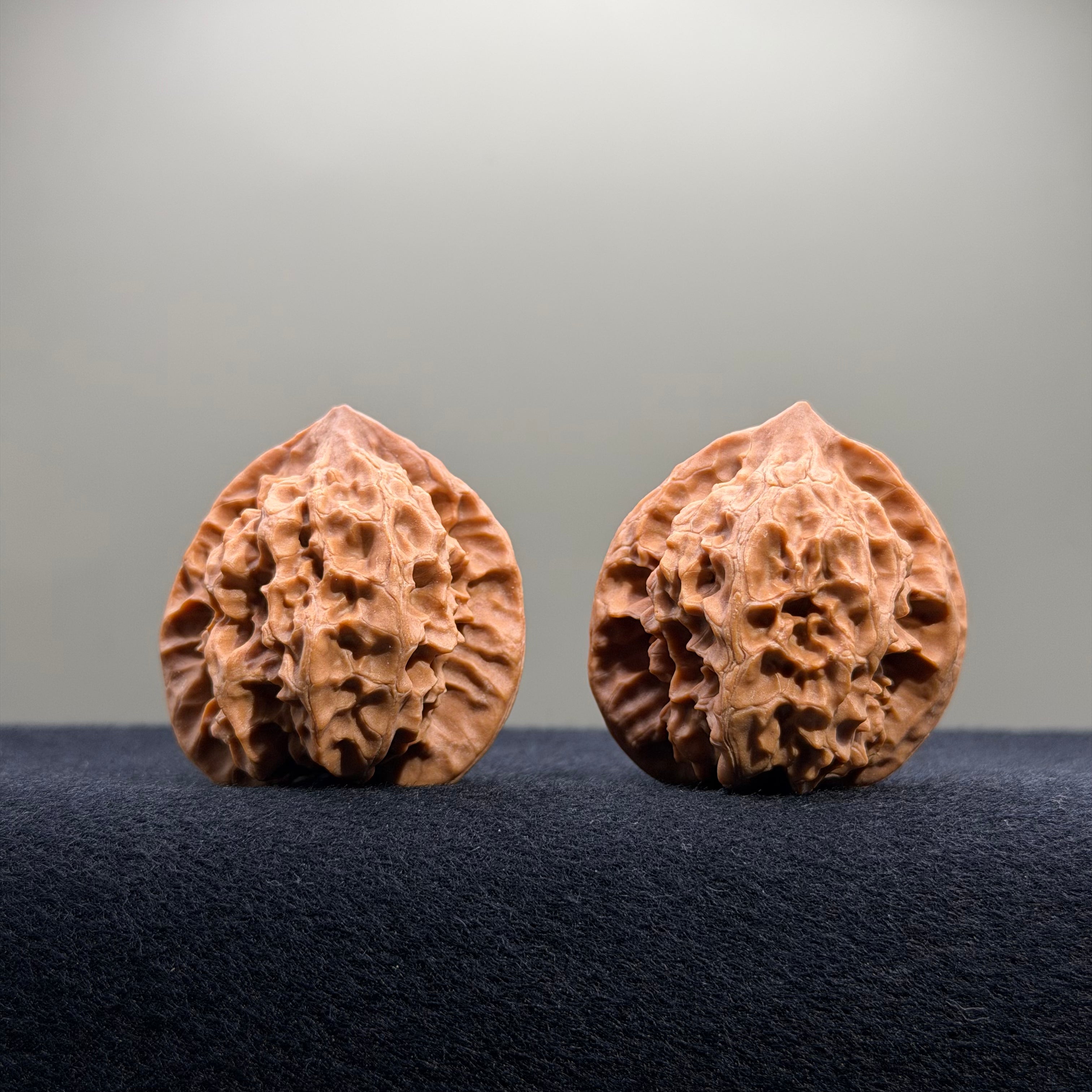 First Love Wenwan Walnut · 37mm · Natural · Select Ritual