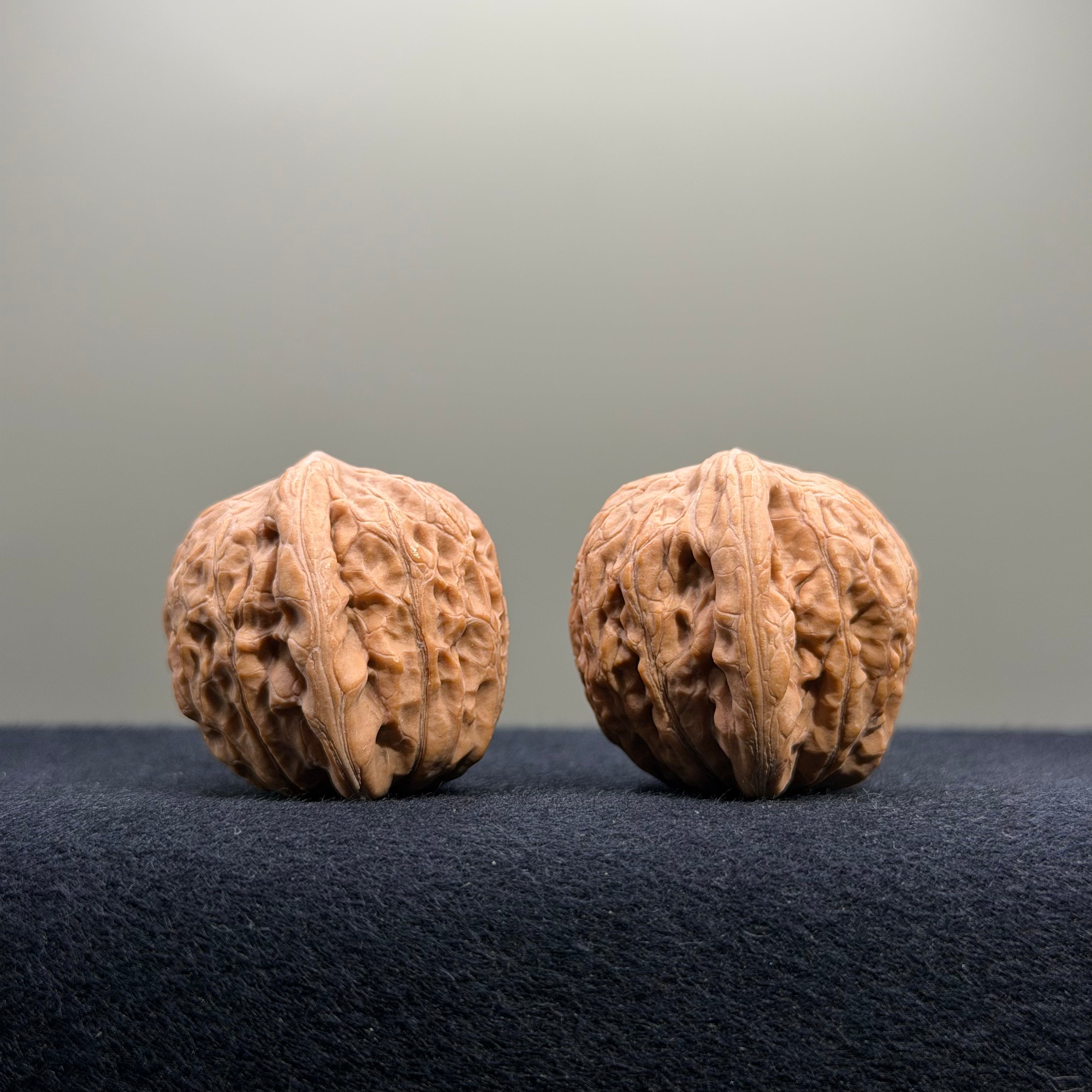 Iron Hammer Wenwan Walnut · 34mm · Natural · Entry Ritual