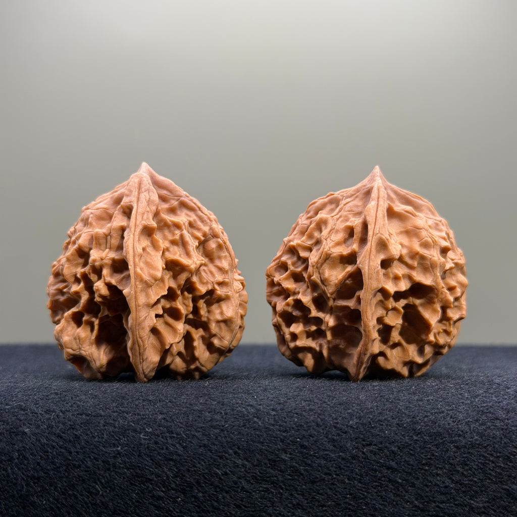 First Love Wenwan Walnut · 34mm · Natural · Entry Ritual