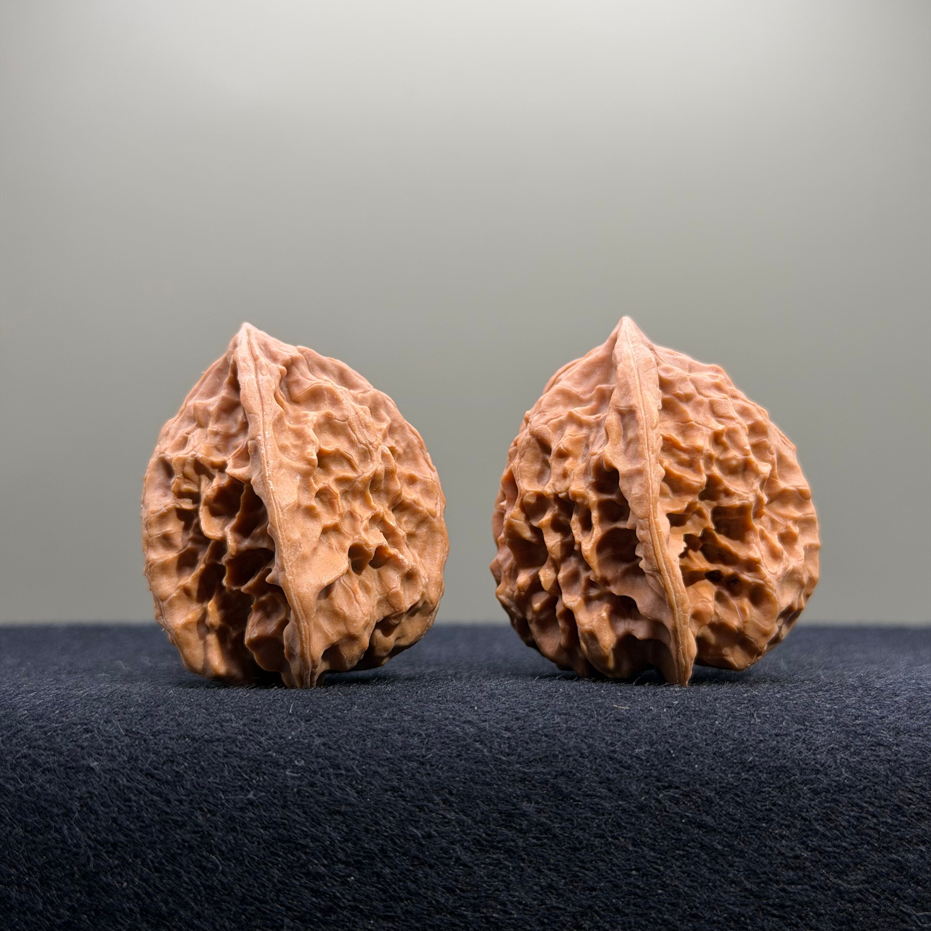 First Love Wenwan Walnut · 34mm · Natural · Entry Ritual